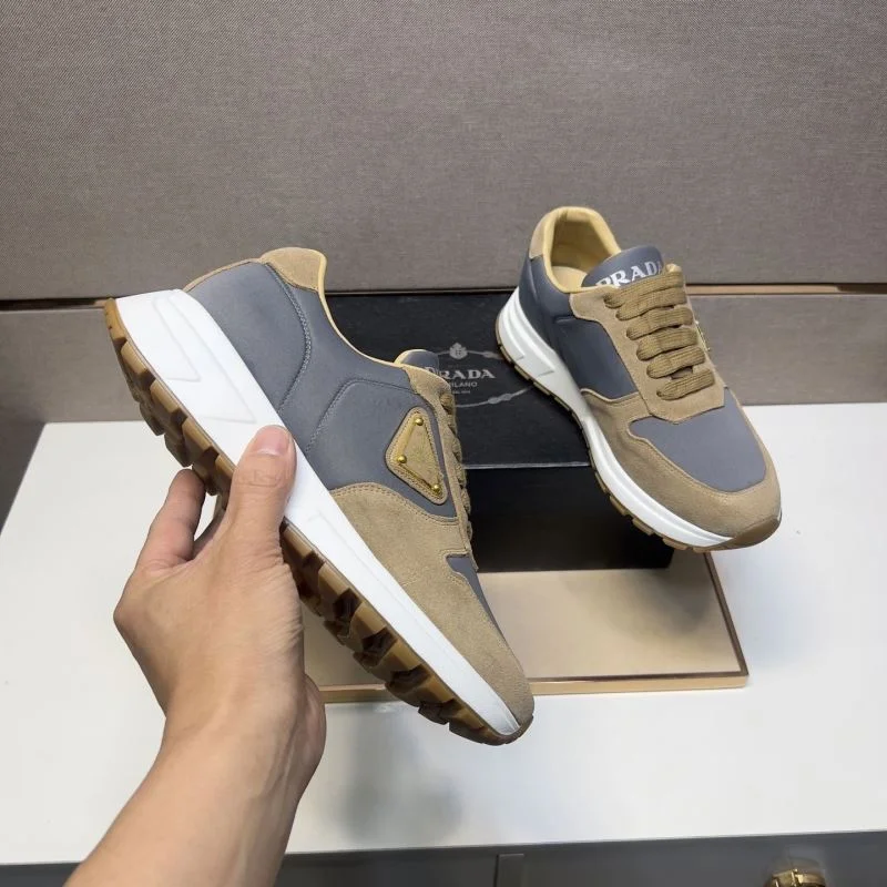 Prada Low Shoes Popular 35200