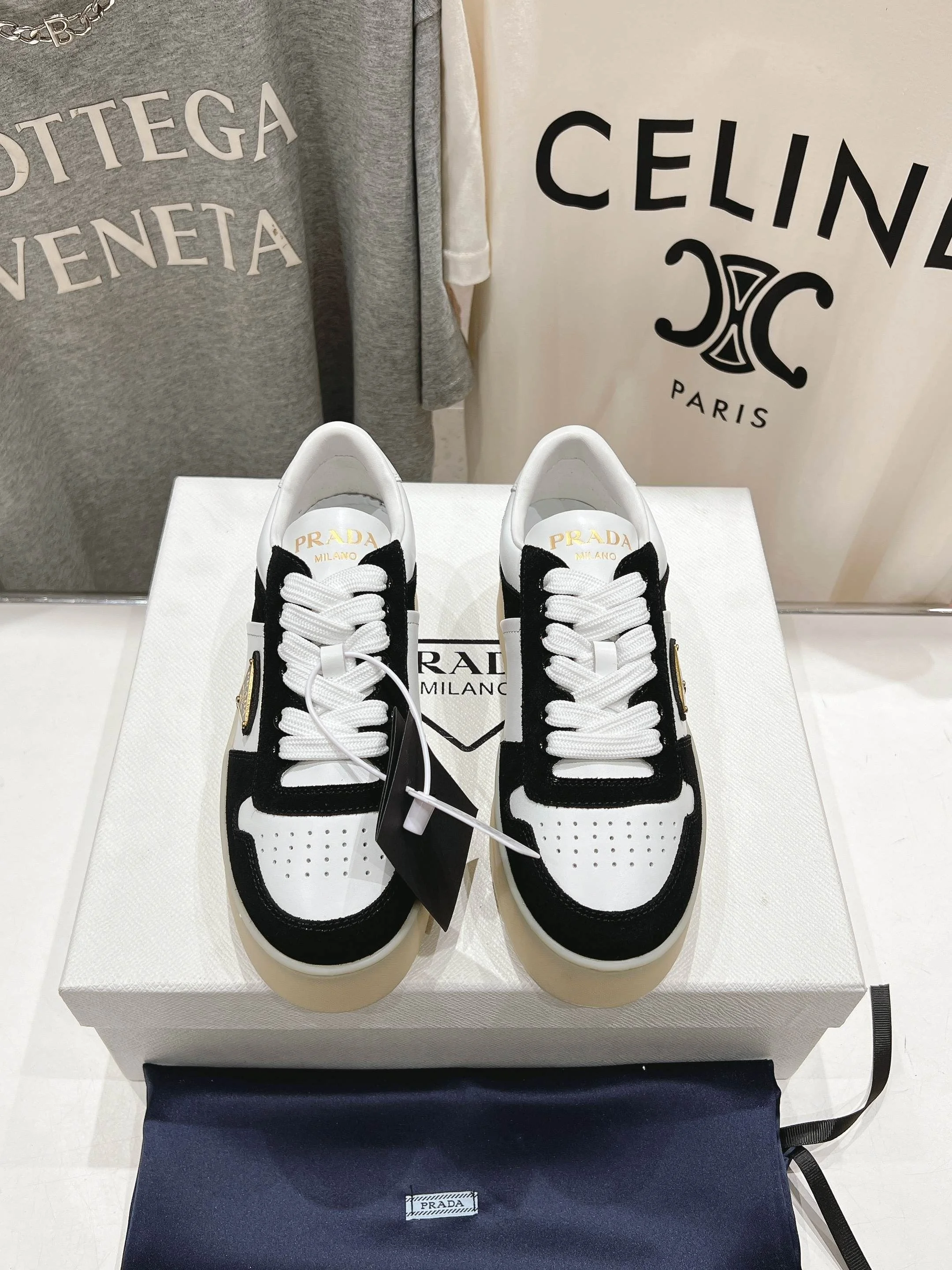 WaterResistant Prada Low Shoes 34205