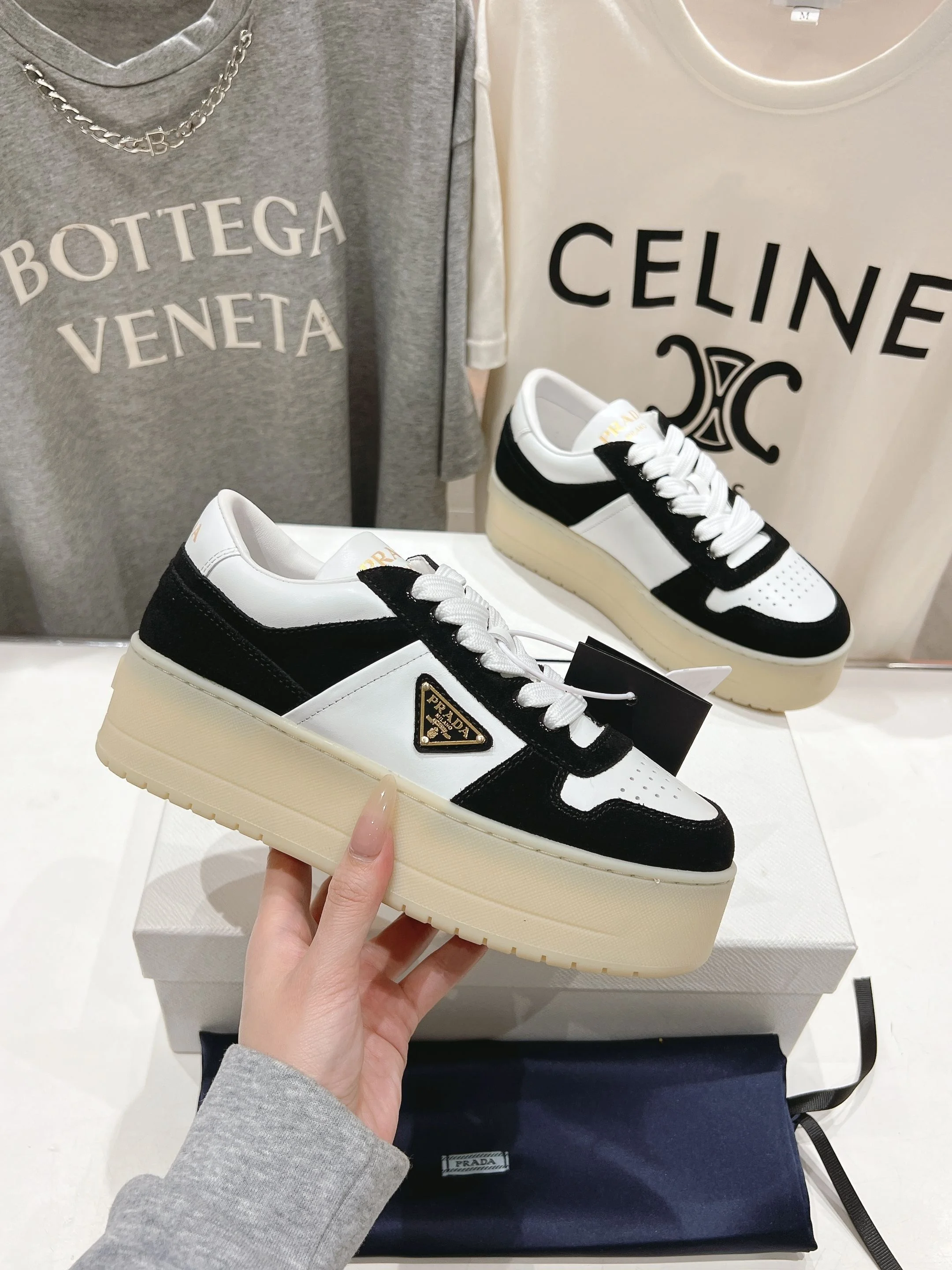 WaterResistant Prada Low Shoes 34205
