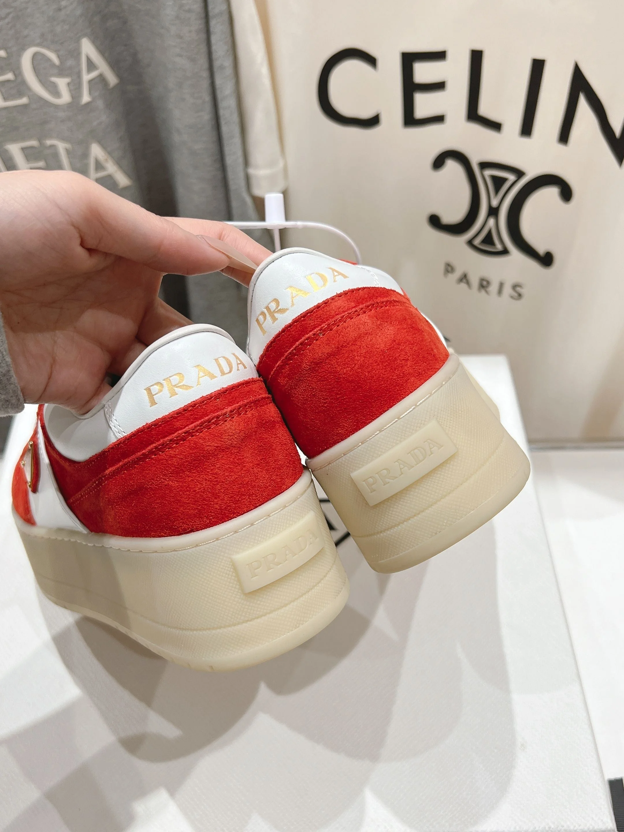 Comfortable Prada Low Shoes 34195