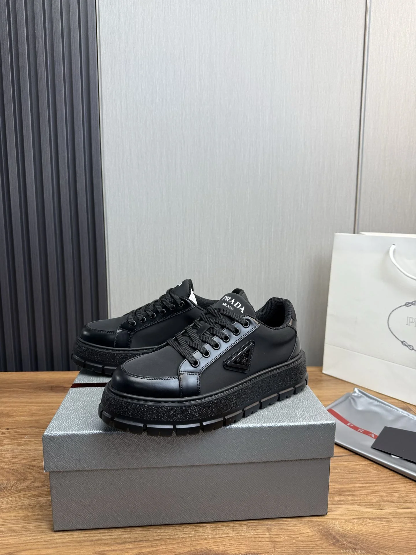 Thermal Prada Low Shoes 34210