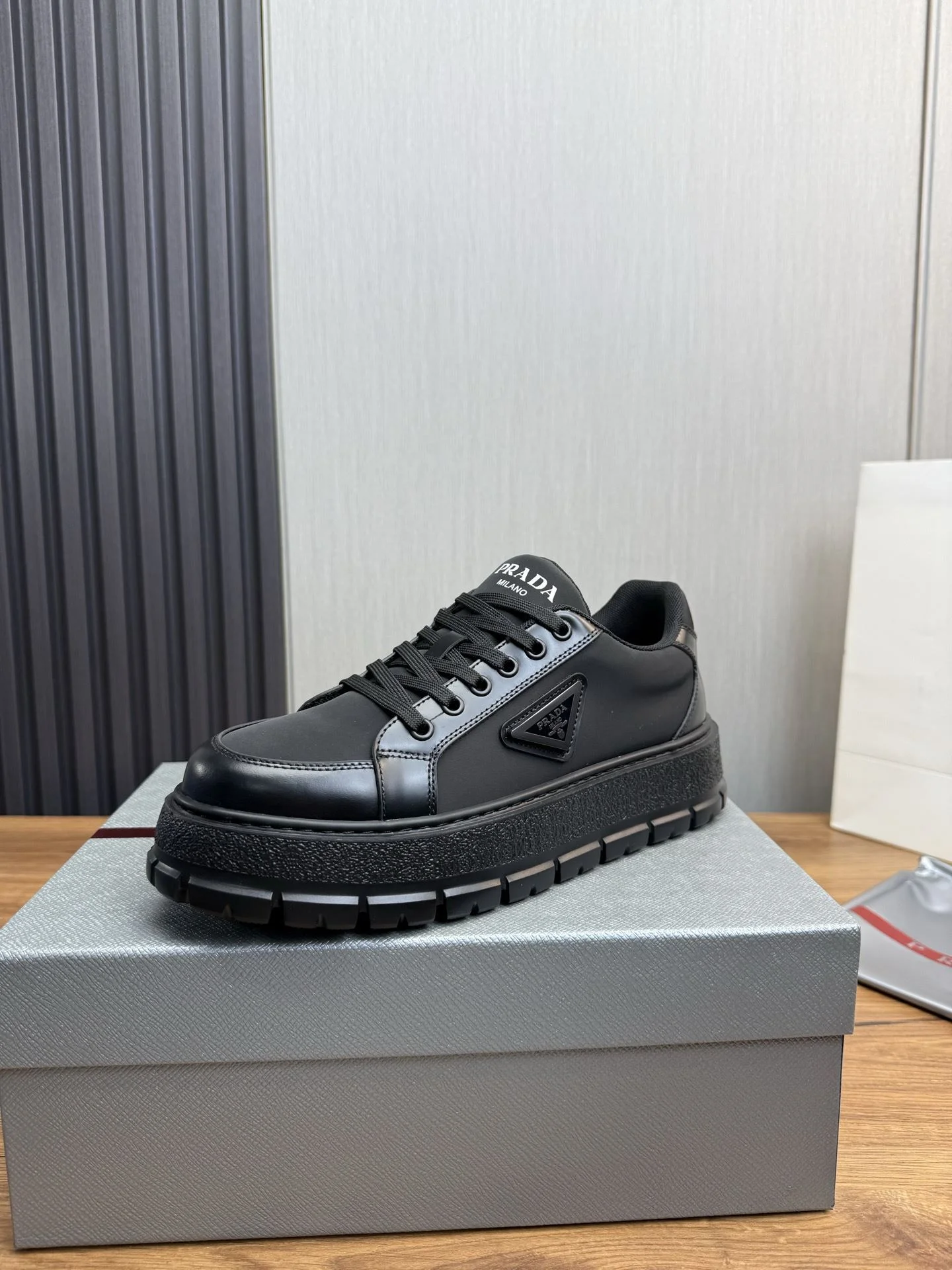 Thermal Prada Low Shoes 34210