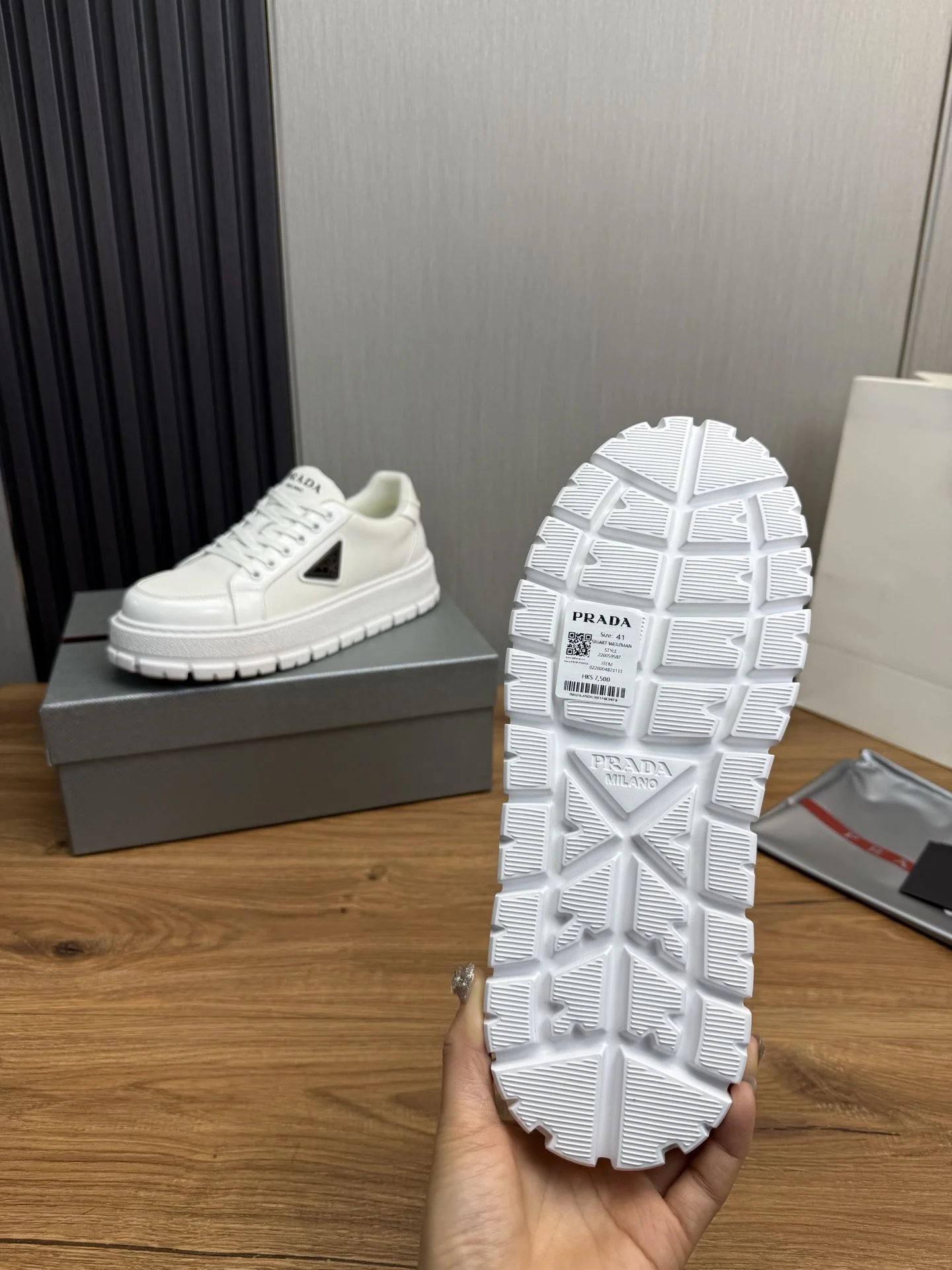 Prada Low Shoes Modern 34191