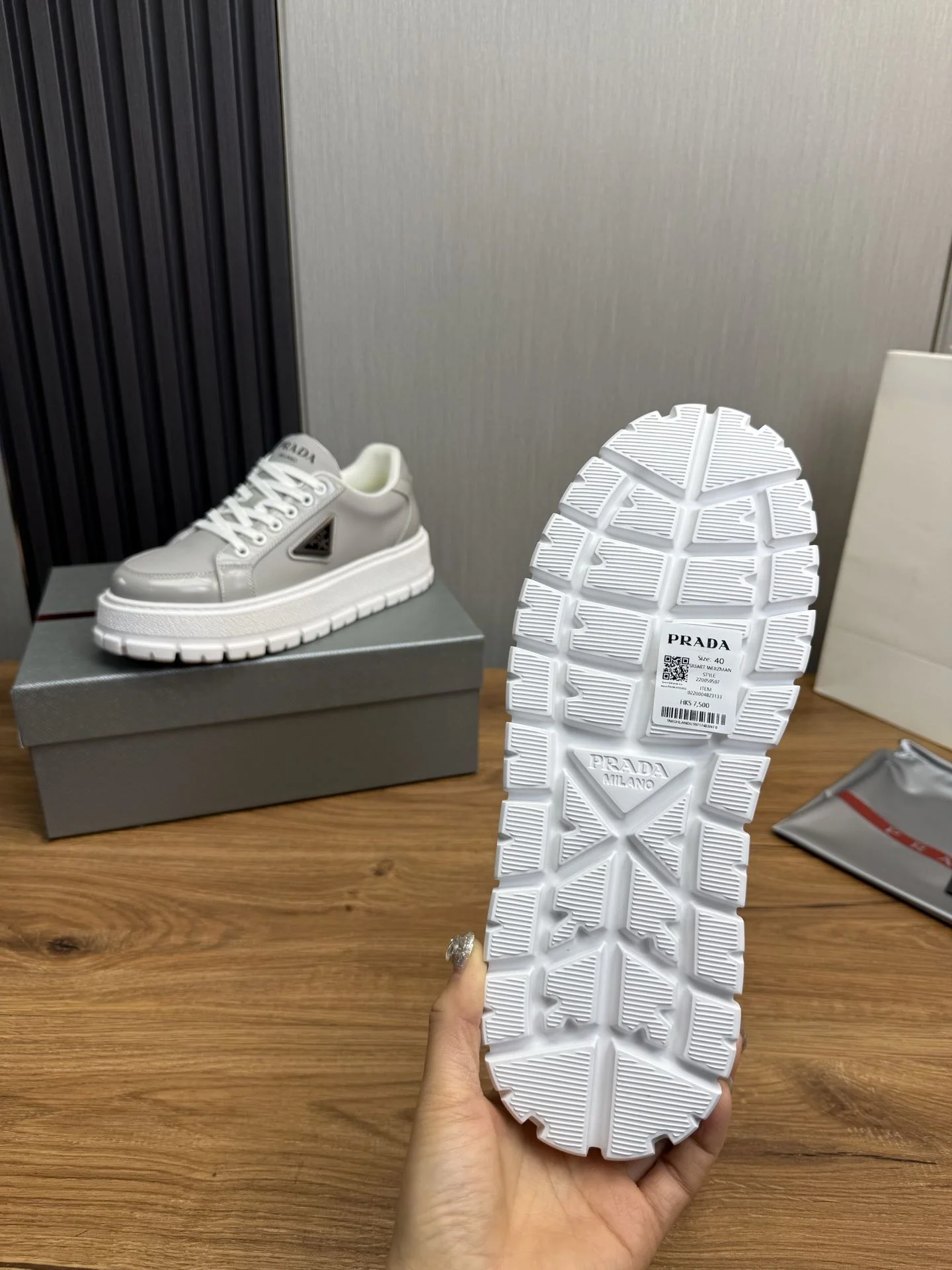 Prada Low Shoes Breathable 34193