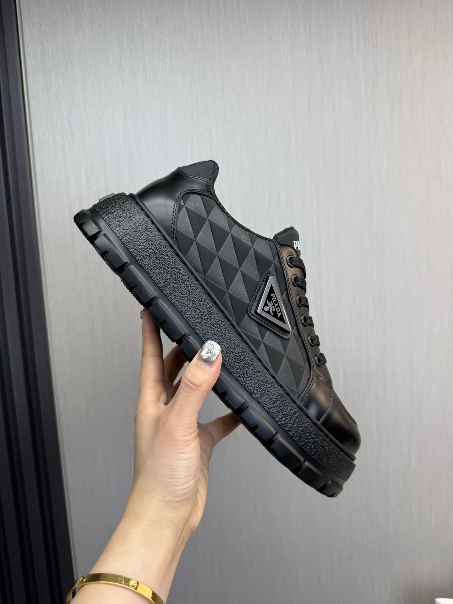 Prada Low Shoes QuickDry 34192