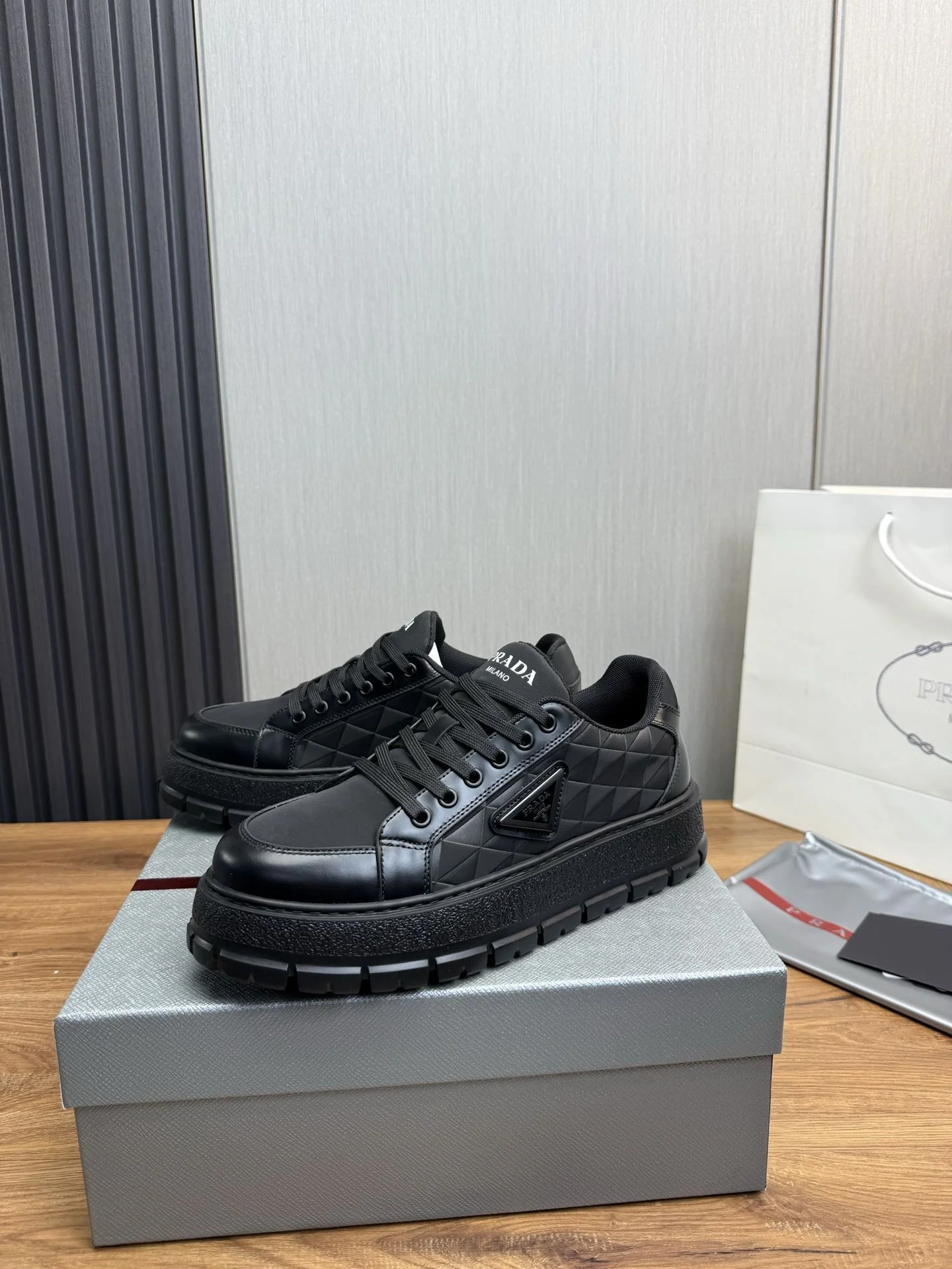 Prada Low Shoes QuickDry 34192