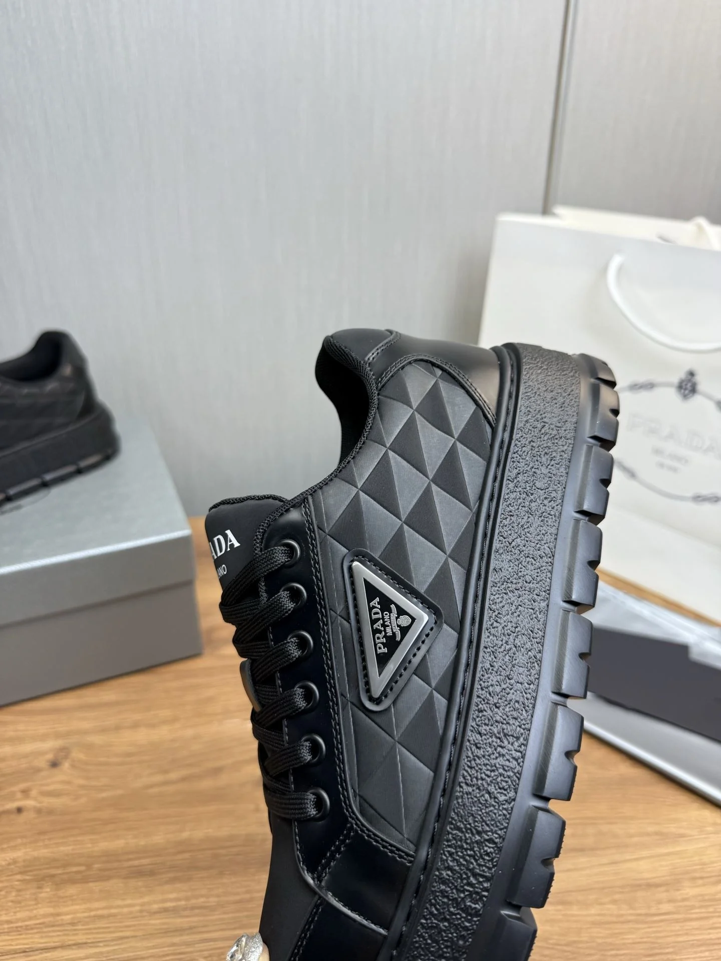 Prada Low Shoes QuickDry 34192