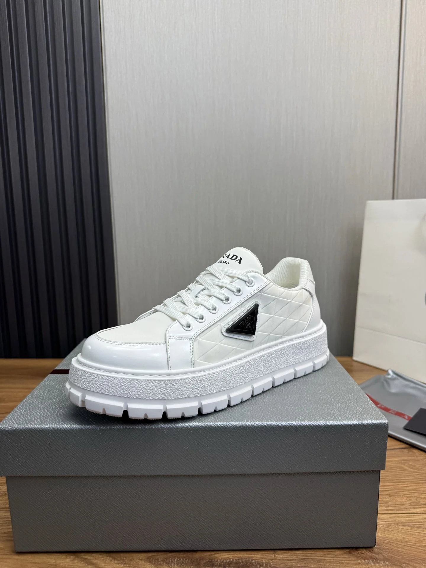 Prada Low Shoes Soft 34194