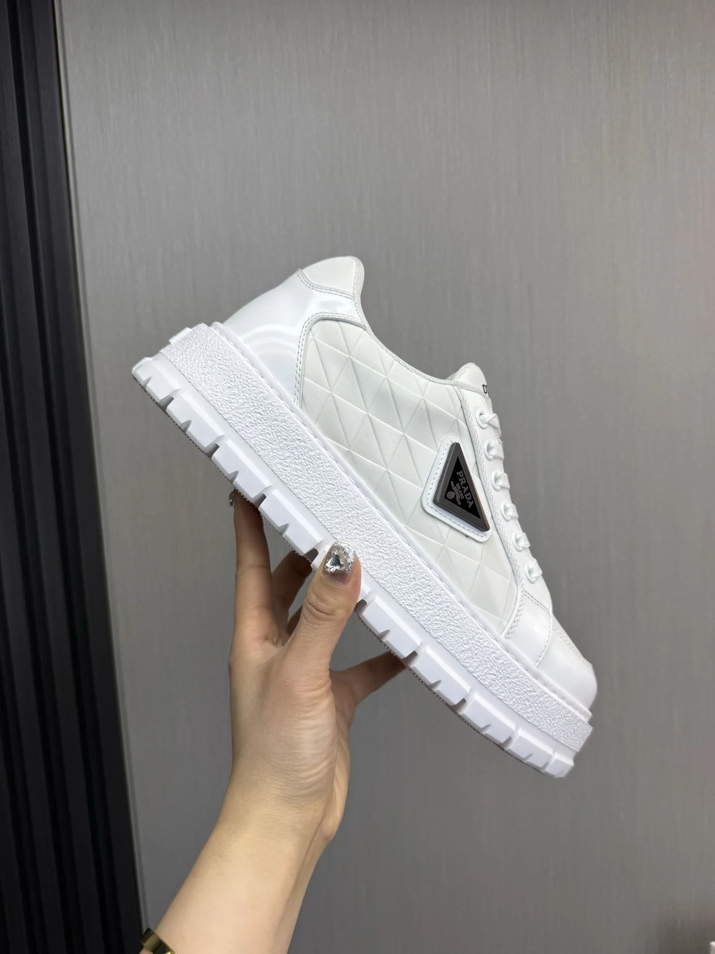 Prada Low Shoes Soft 34194