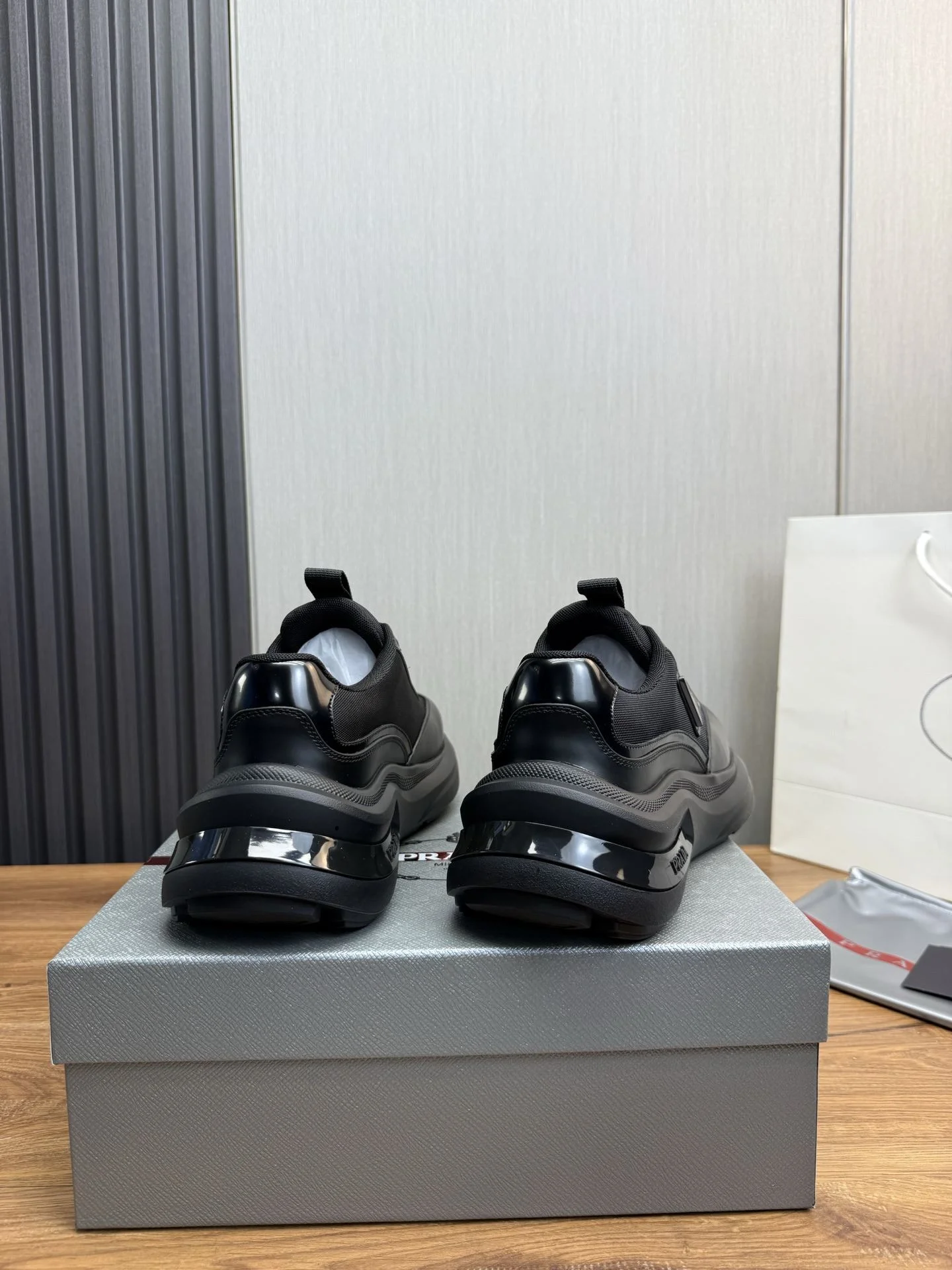 SunProtective Prada Low Shoes 34188