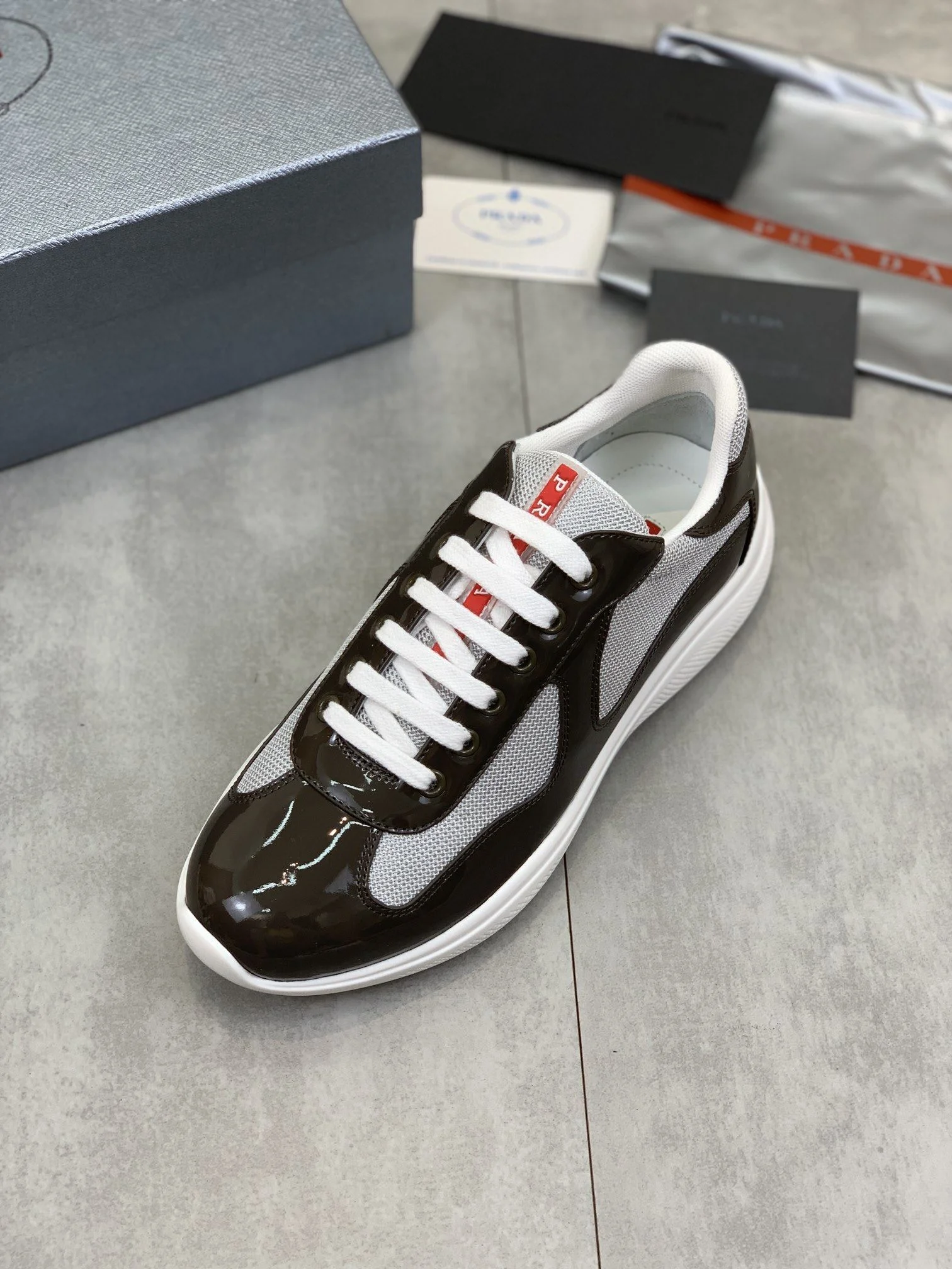 Prada Low Shoes OdorResistant 34187