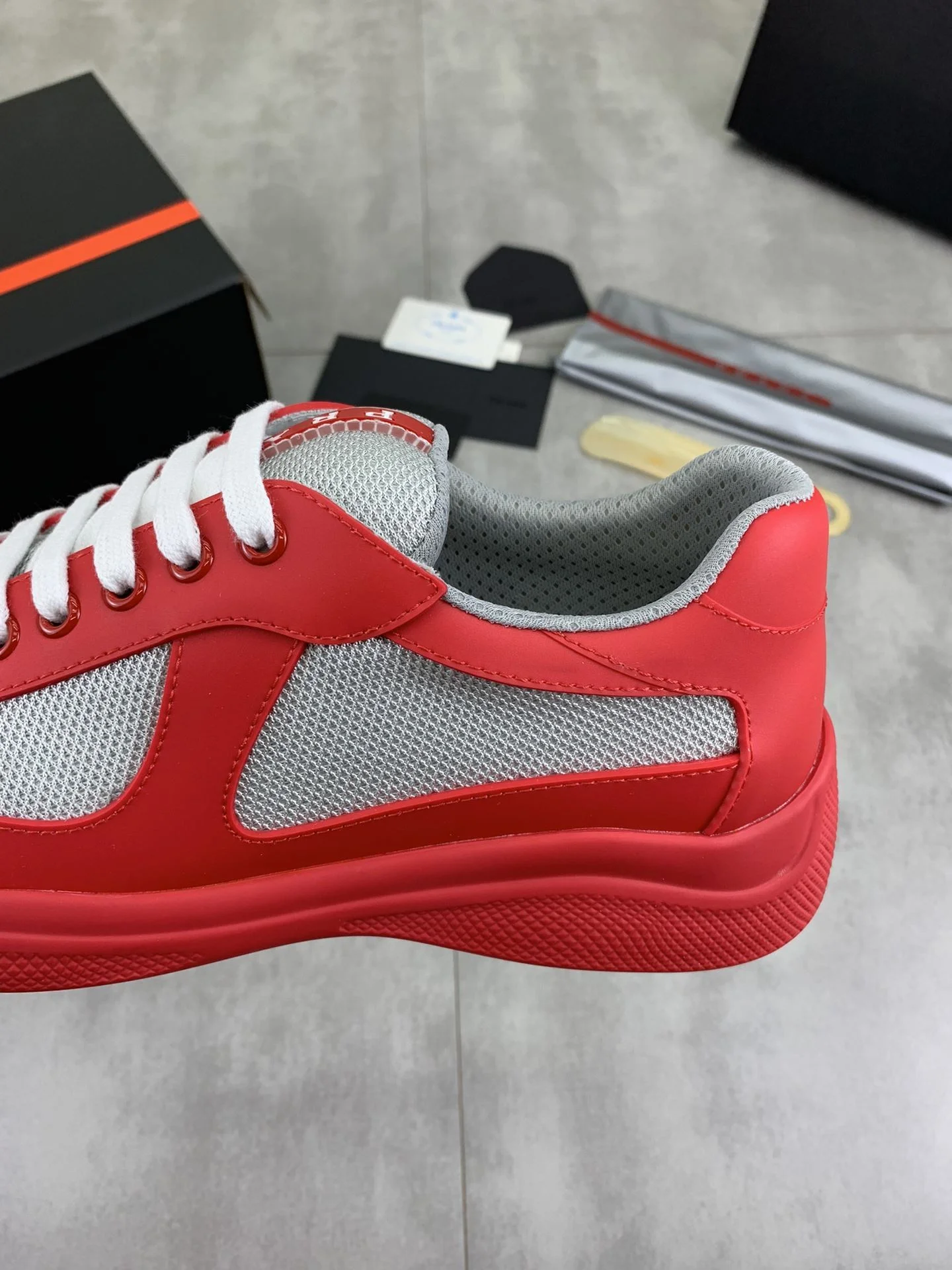 Prada Low Shoes Vibrant 34186