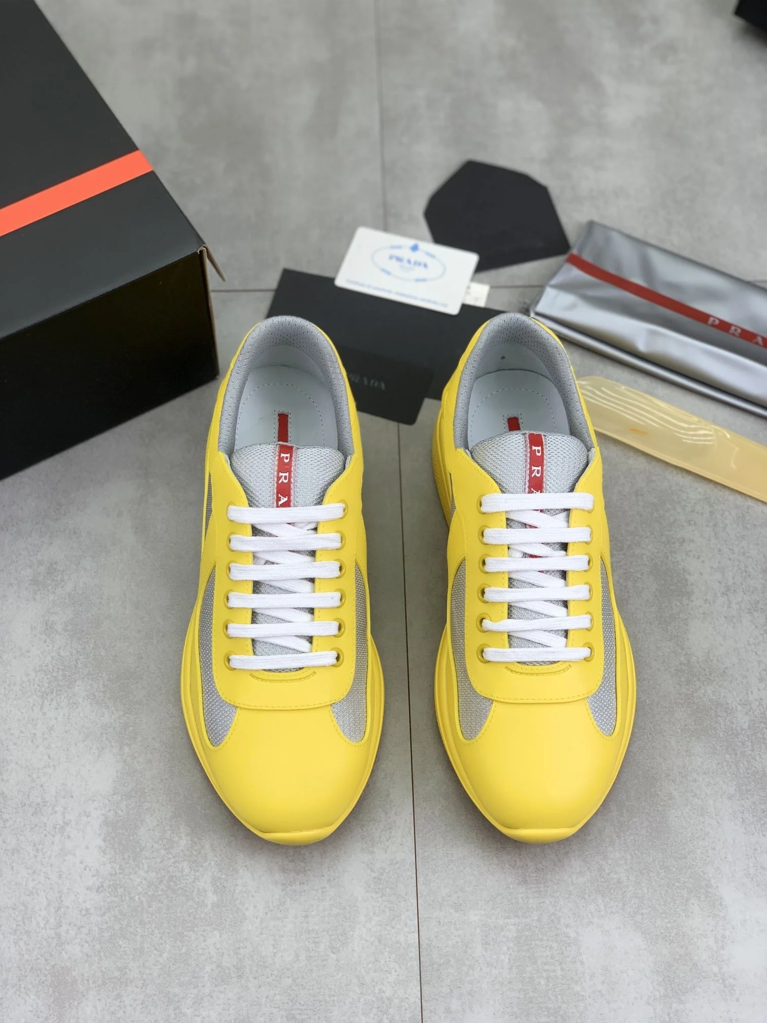 ComfortFit Prada Low Shoes 34183