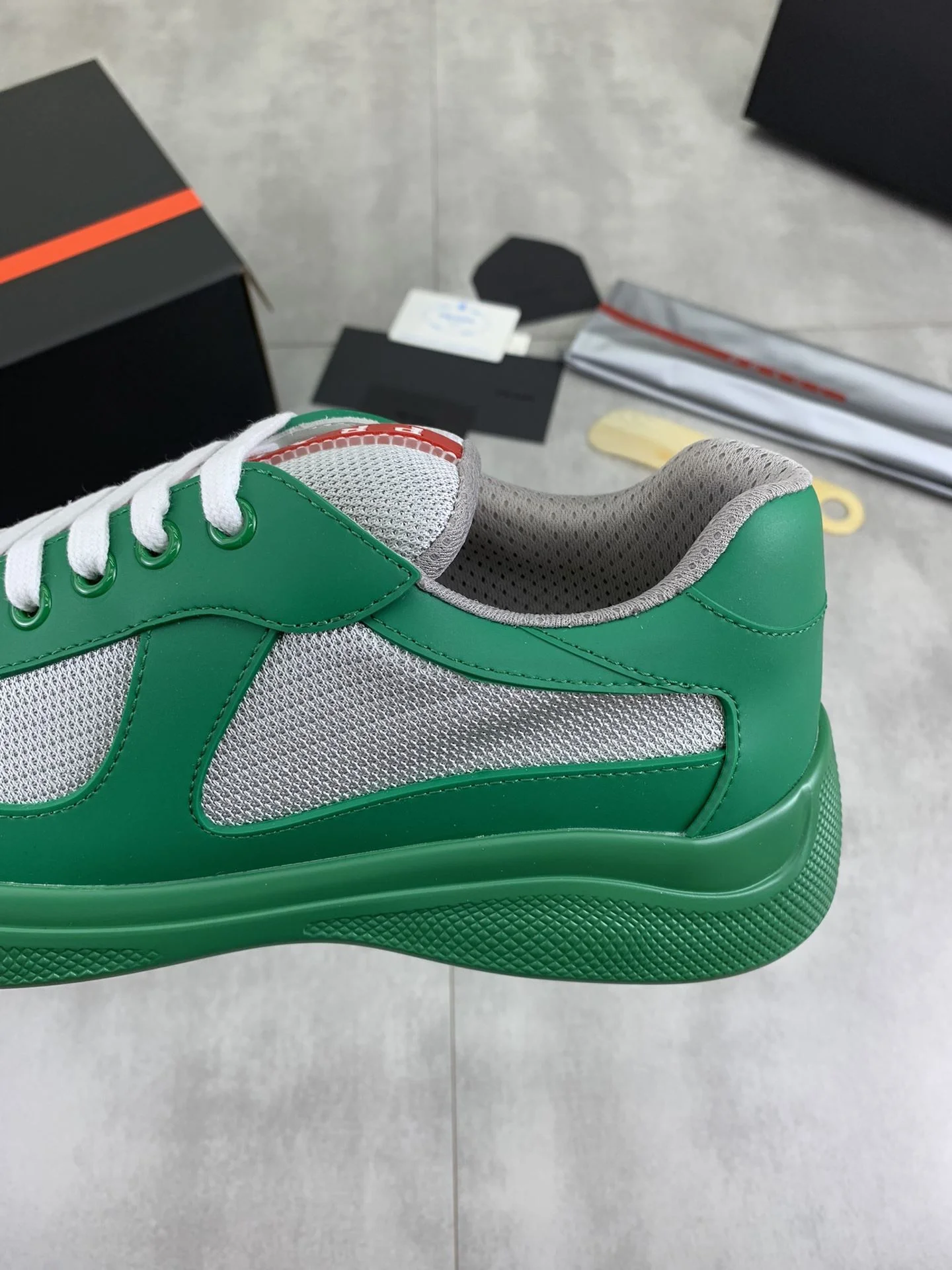 Comfortable Prada Low Shoes 34160