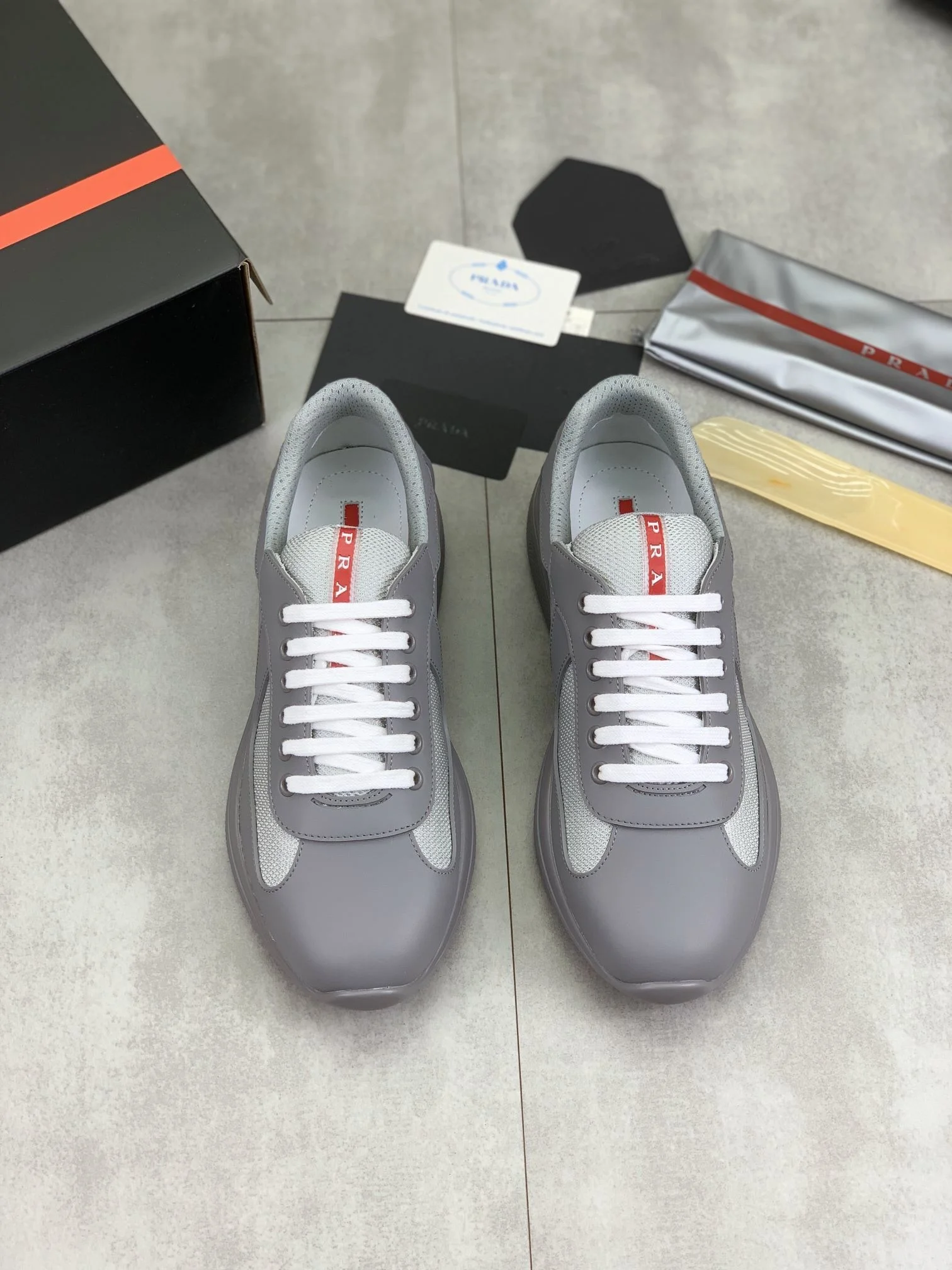 Prada Low Shoes Compact 34174