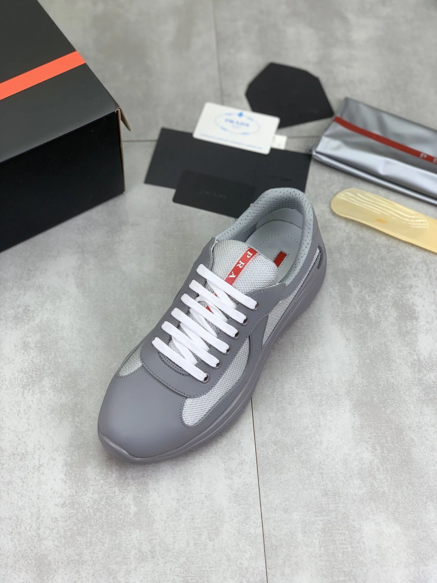 Prada Low Shoes Compact 34174
