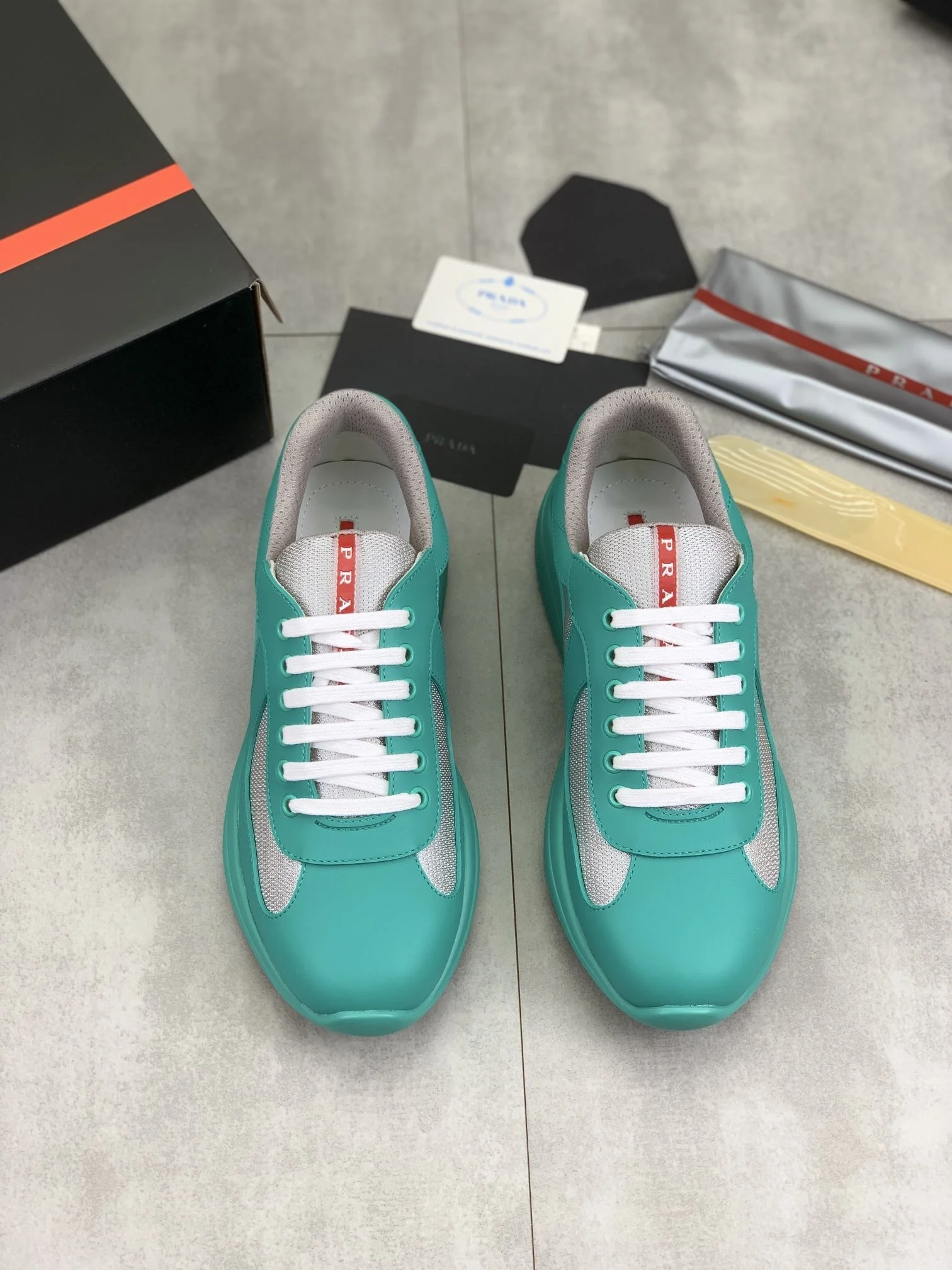 Prada Low Shoes Breathable 34166
