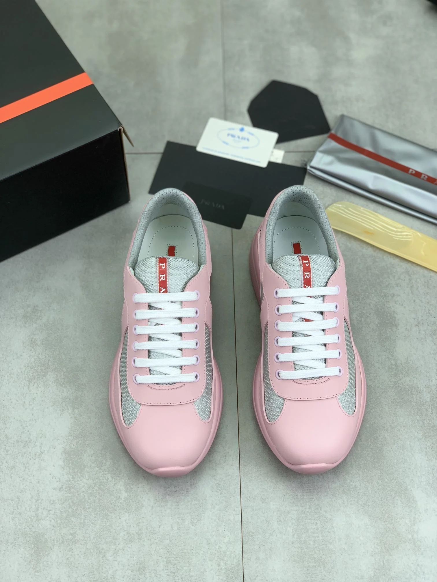 Prada Low Shoes Vibrant 34185