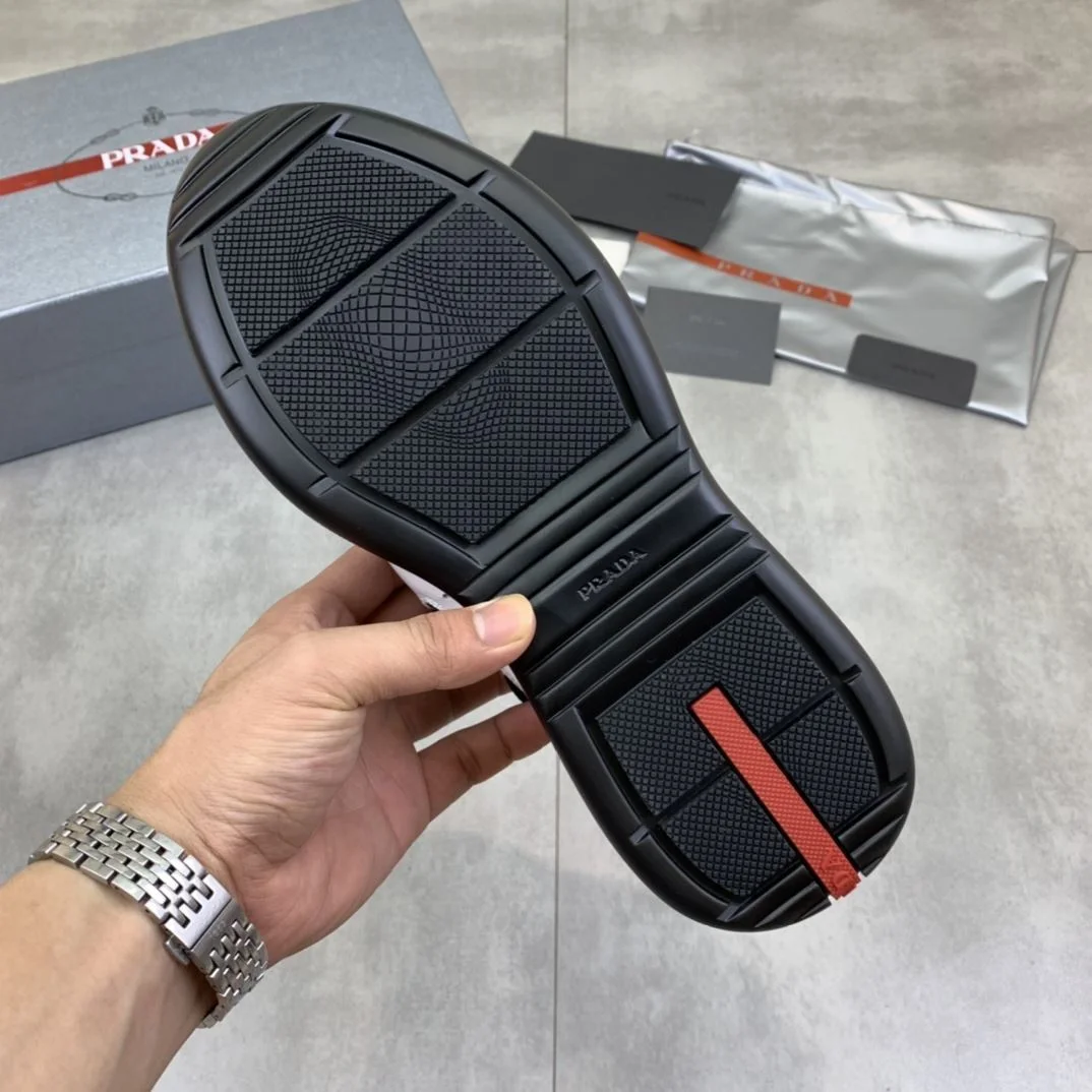 Efficient Prada Low Shoes 34172