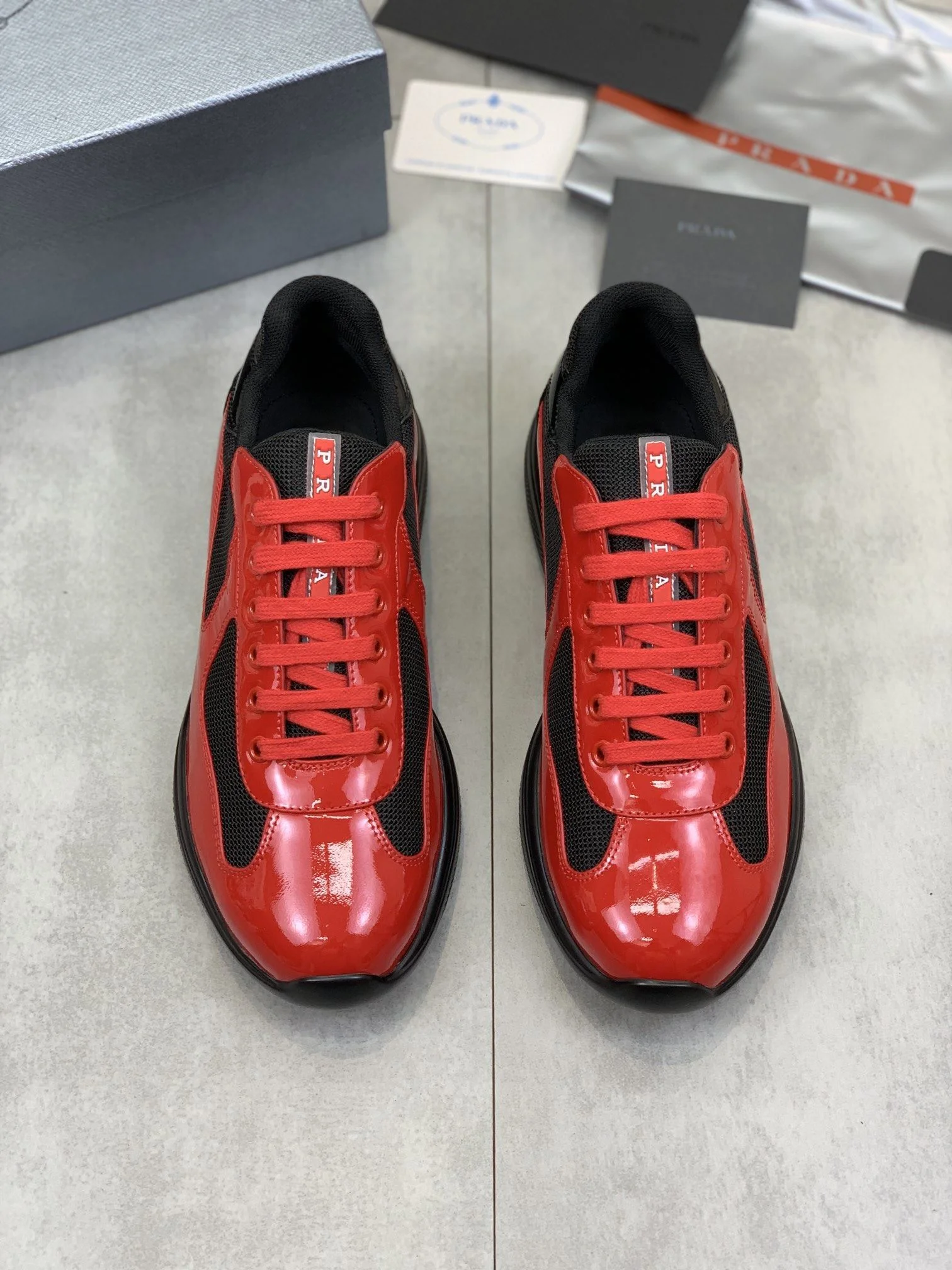 Compact Prada Low Shoes 34164
