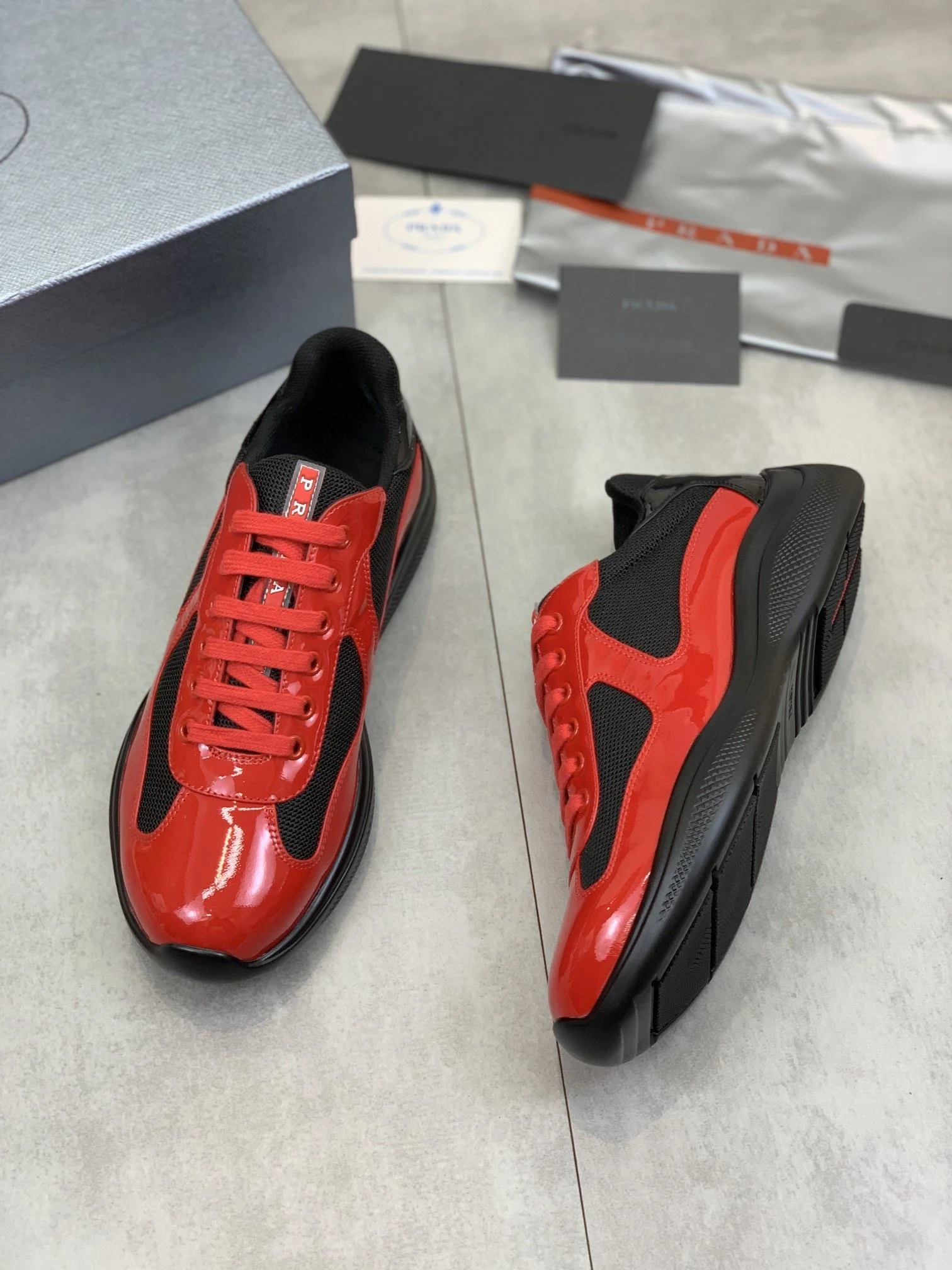 Compact Prada Low Shoes 34164