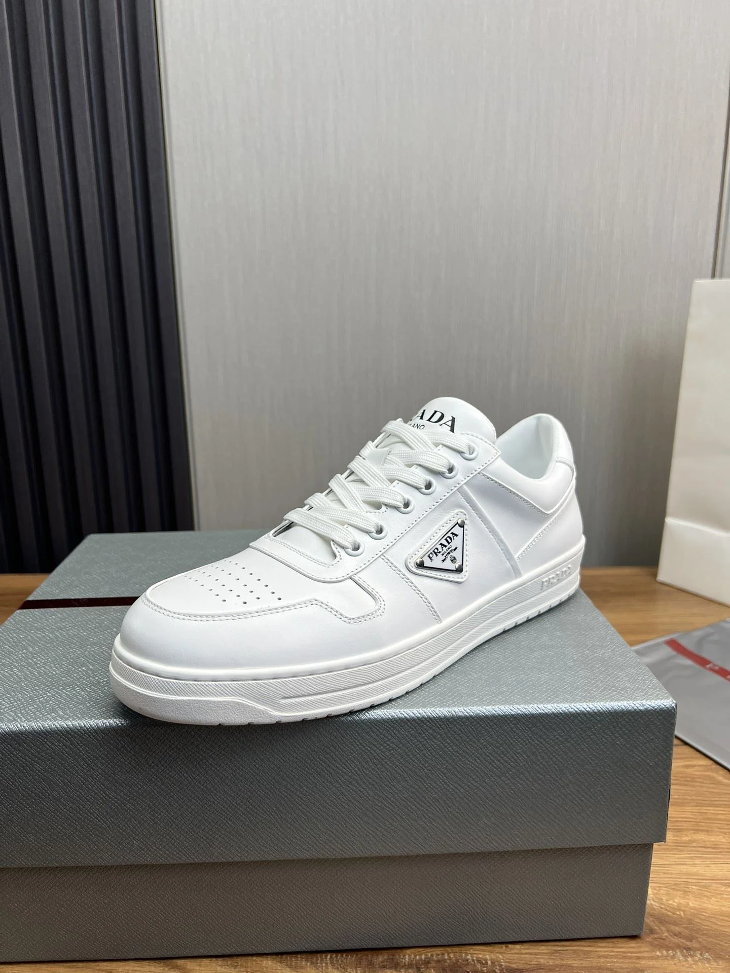 Prada Low Shoes TravelReady 34181