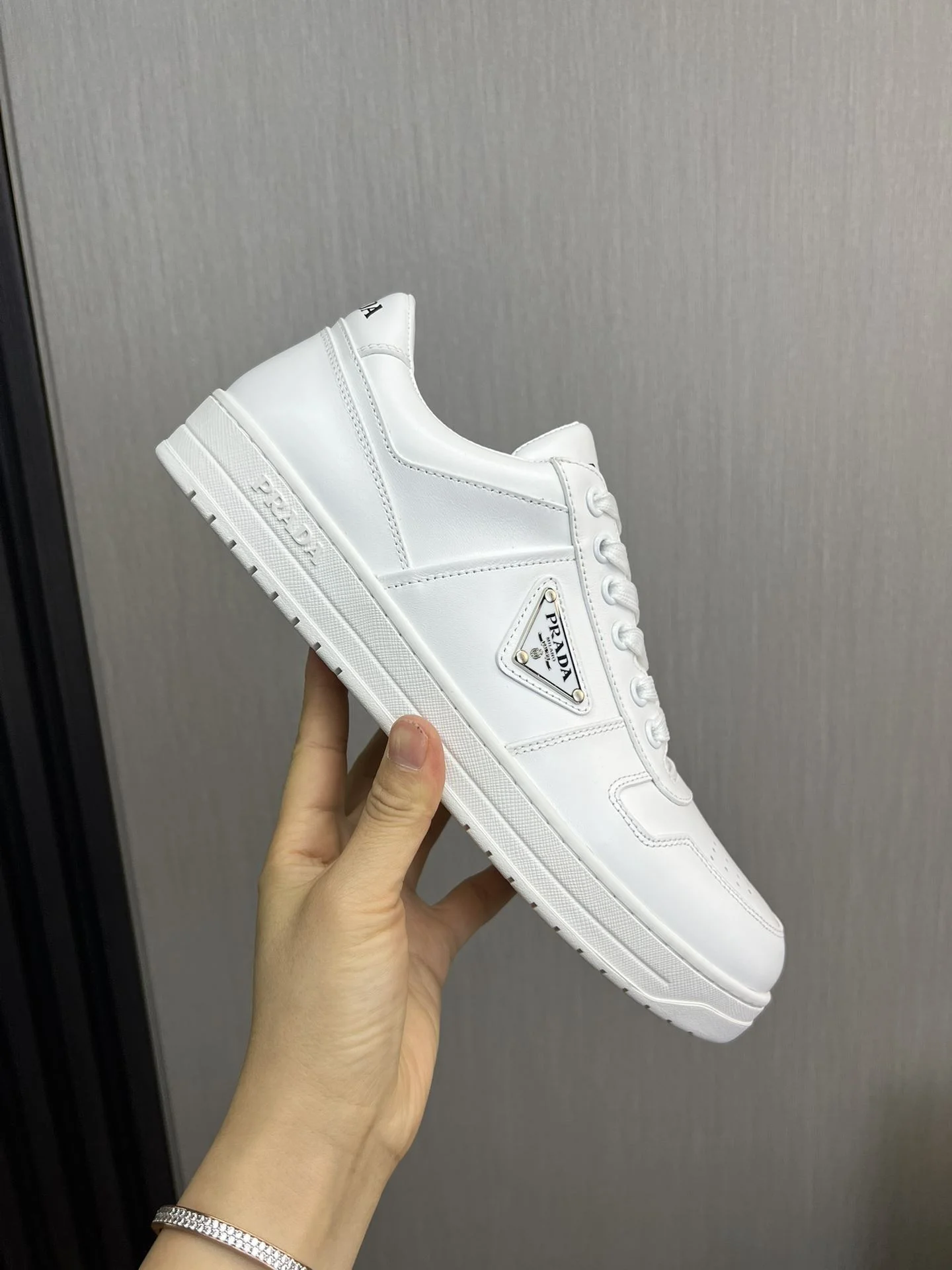 Prada Low Shoes TravelReady 34181