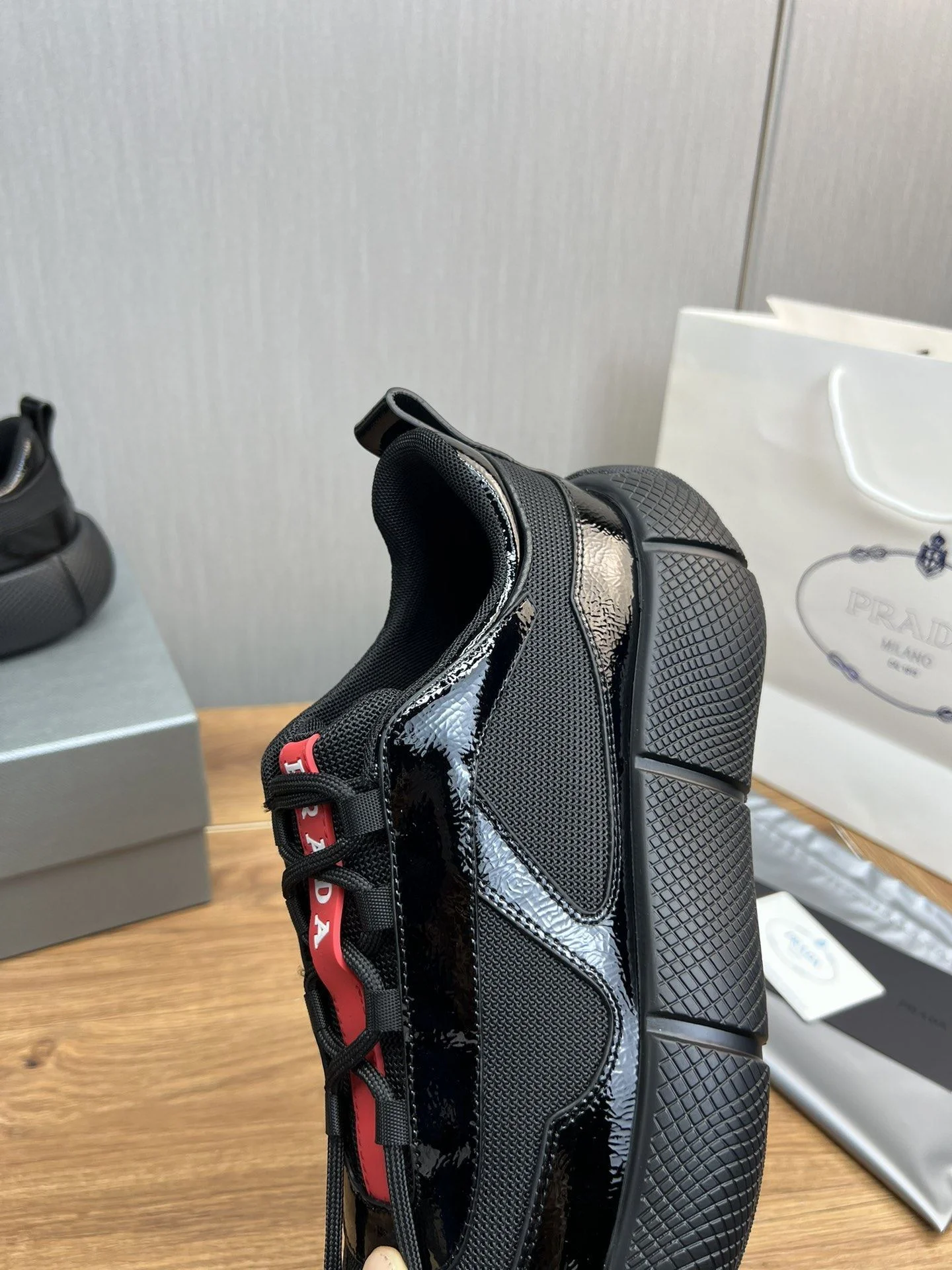 Prada Low Shoes Attractive 34170