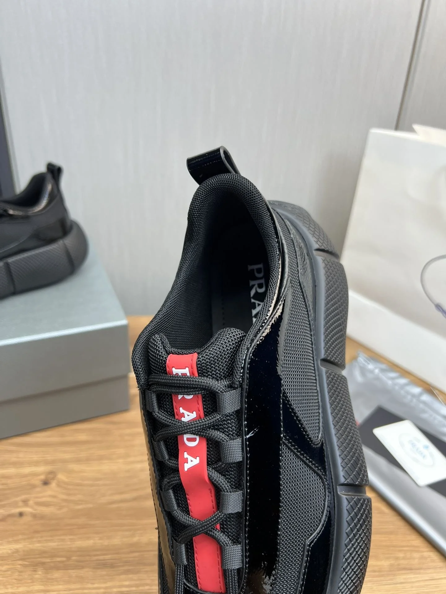 Prada Low Shoes Attractive 34170