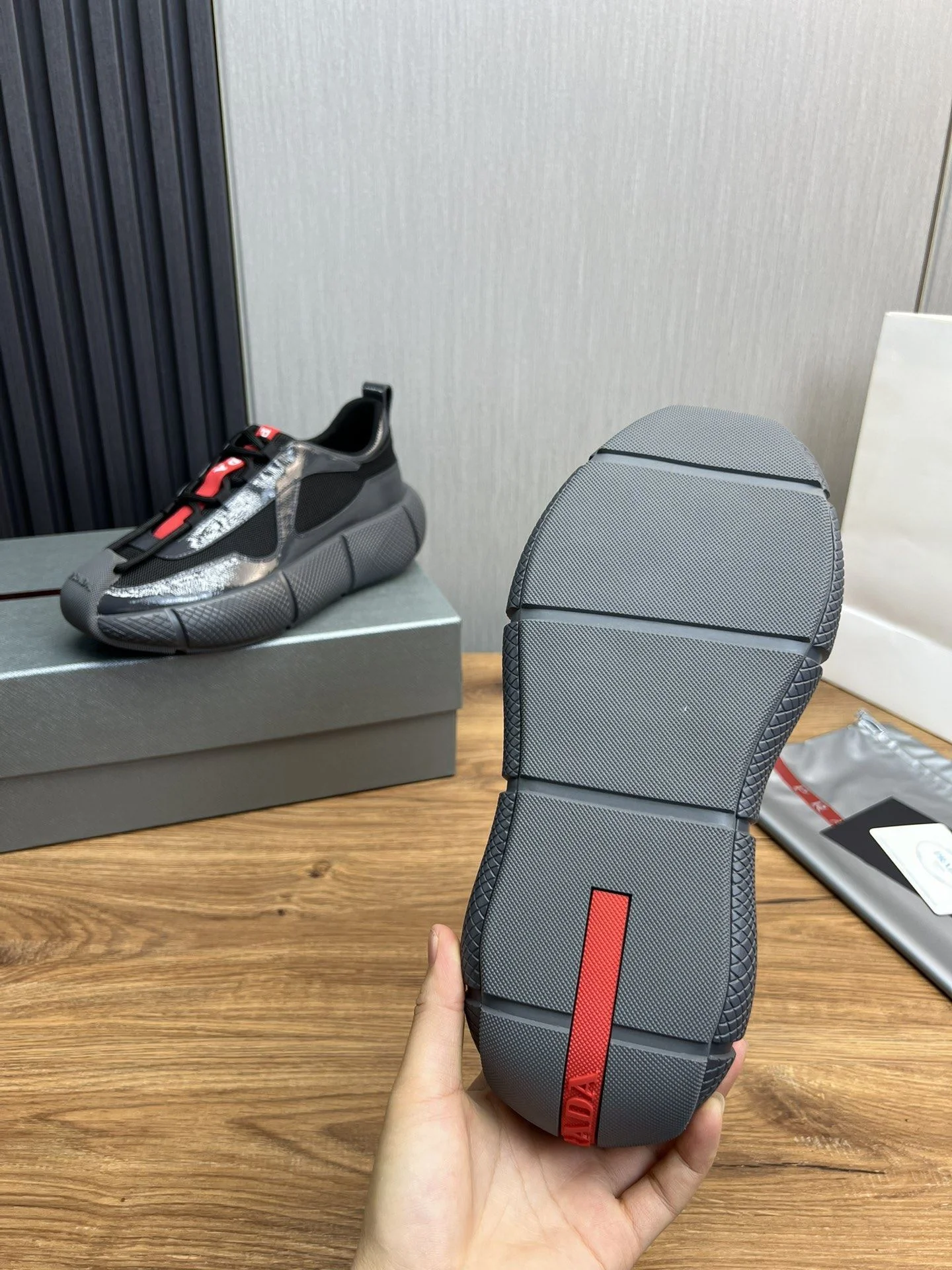 Sporty Prada Low Shoes 34168