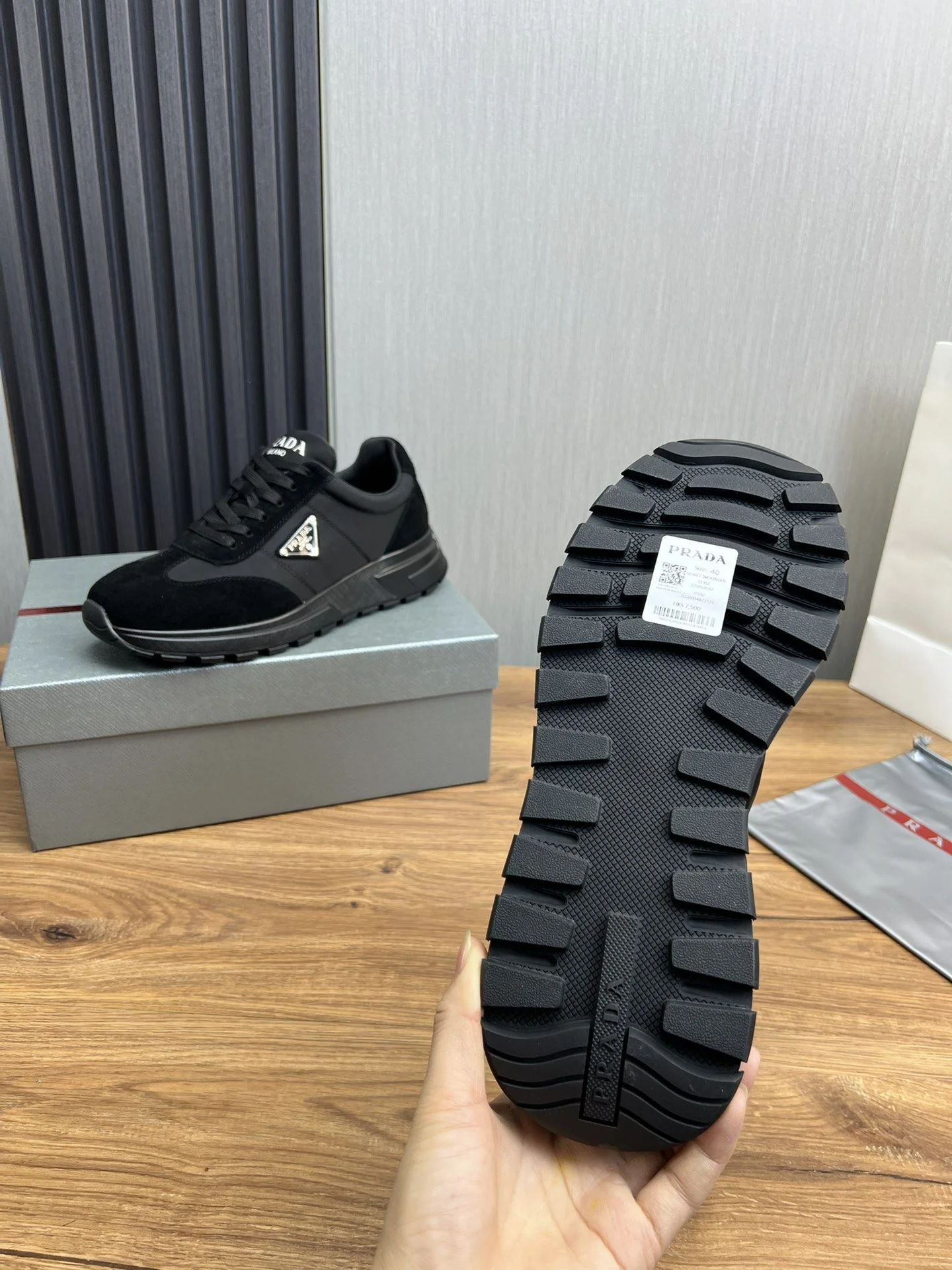 Prada Low Shoes Premium 34152