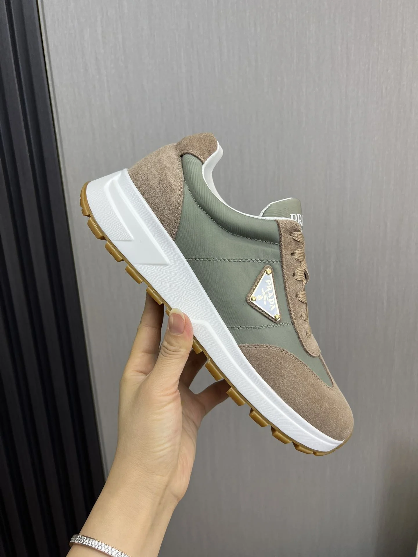 Premium Prada Low Shoes 34153