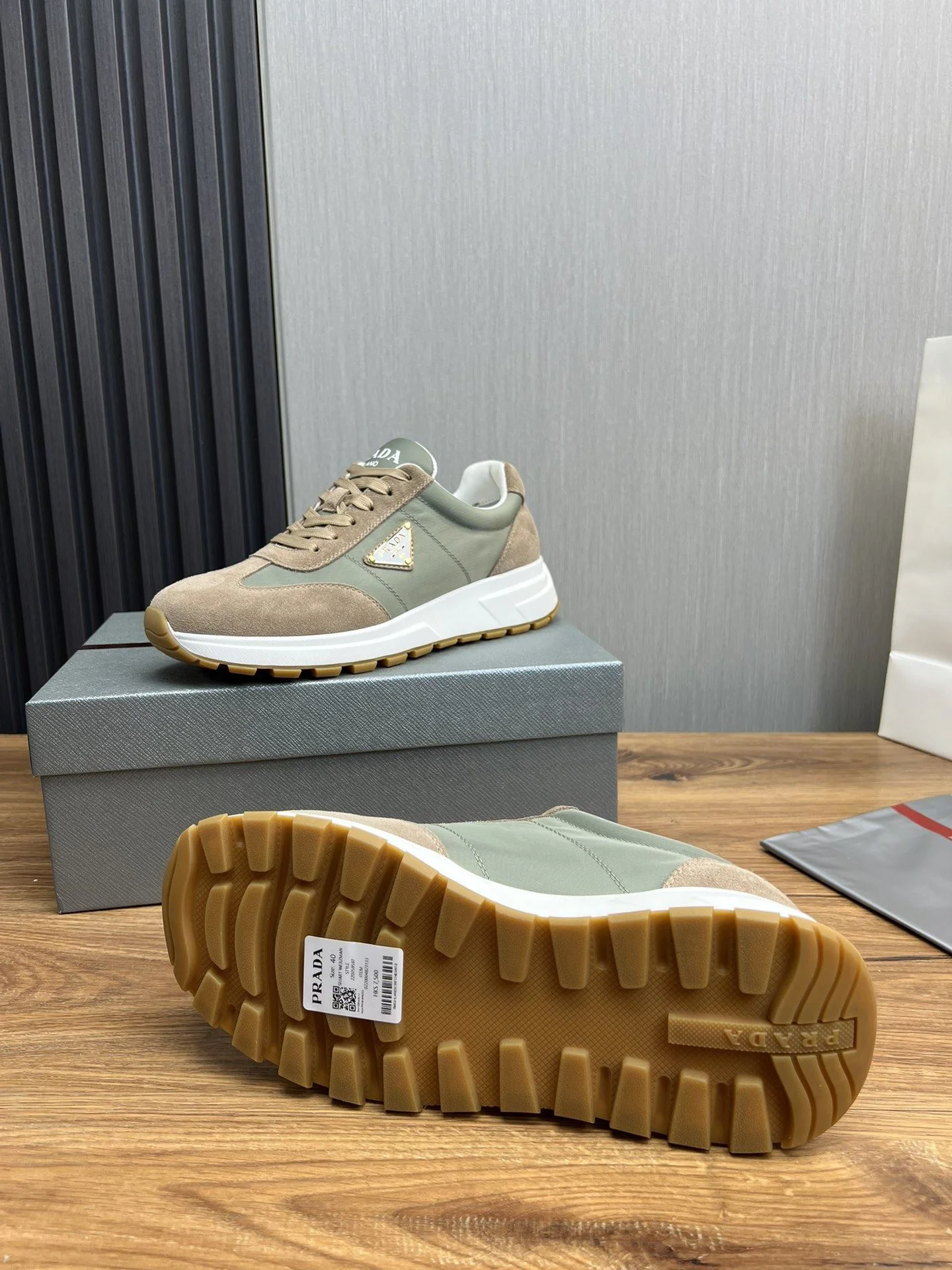 Premium Prada Low Shoes 34153