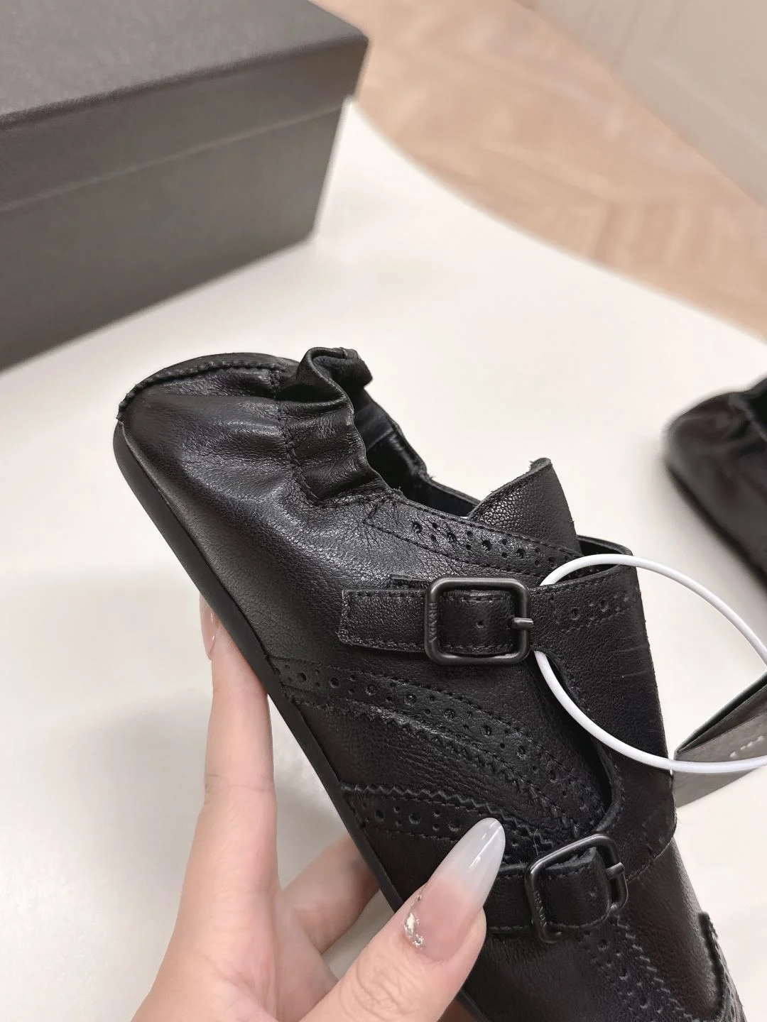 Prada Low Shoes Durable 34146
