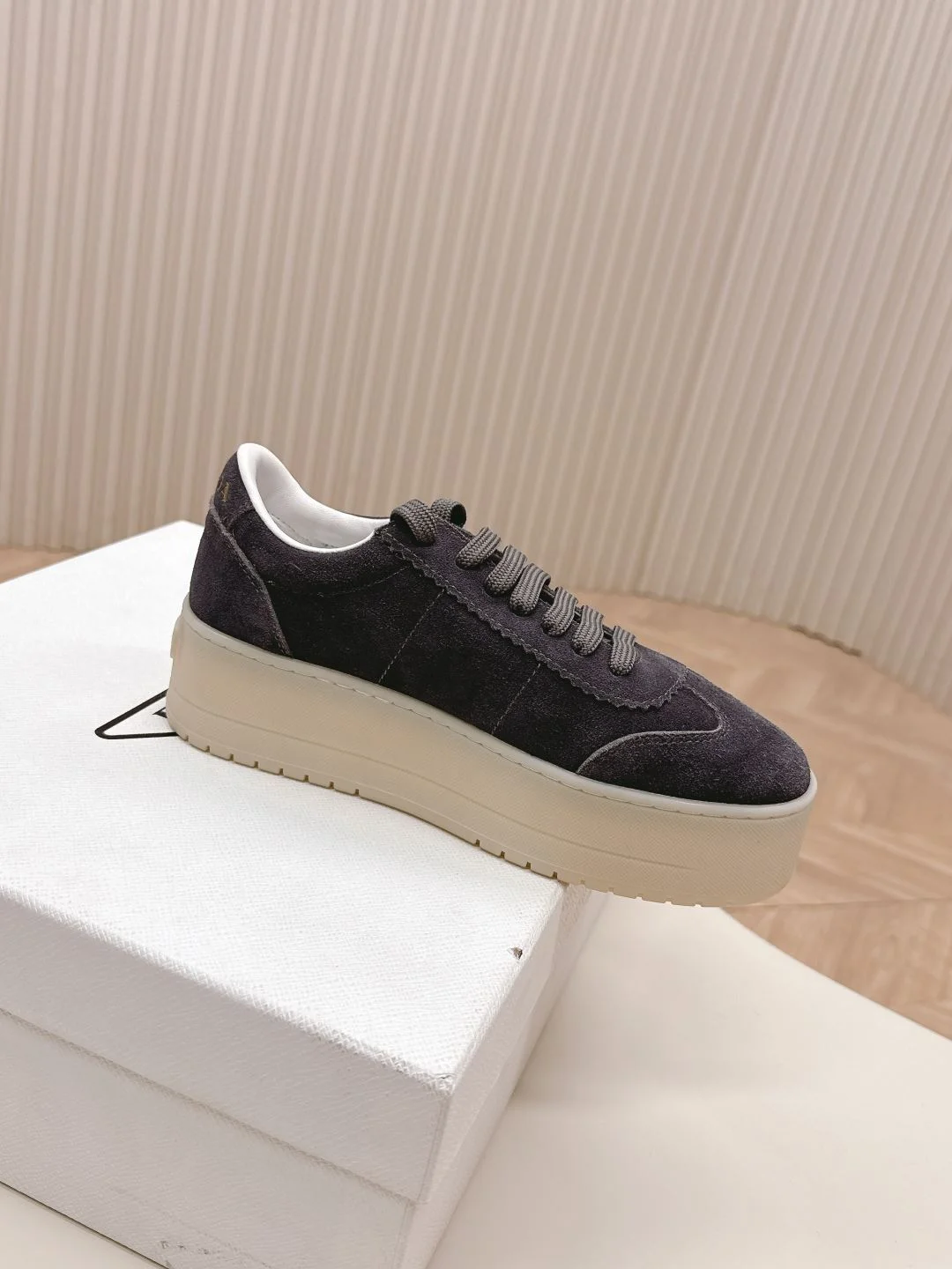 Prada Low Shoes GoAnywhere 34135