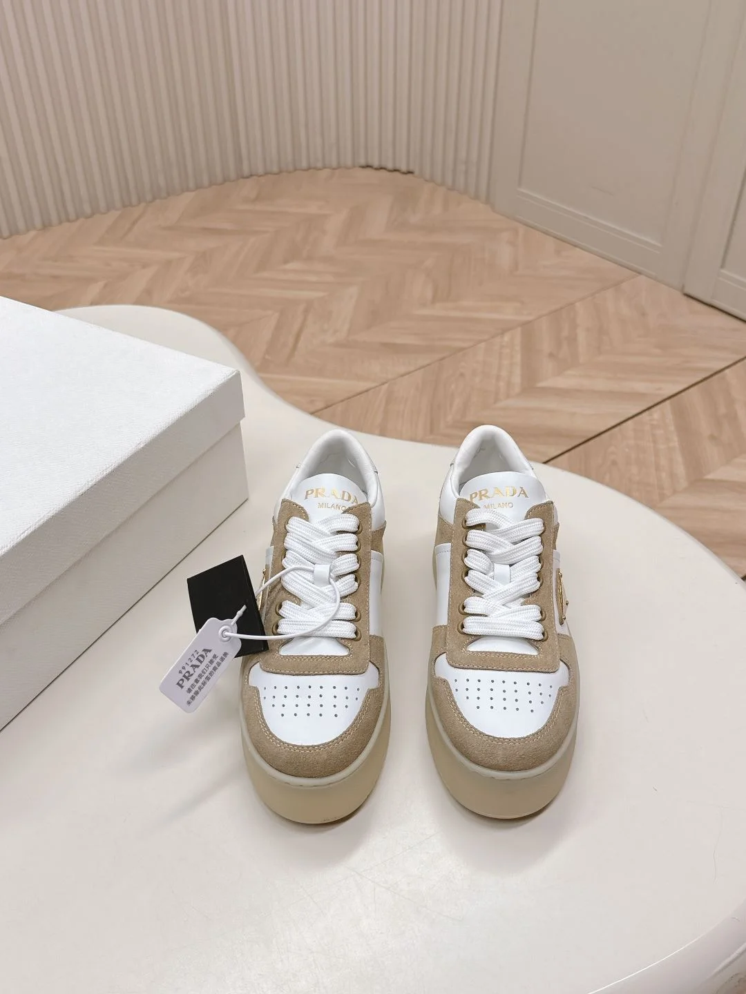 DailyWear Prada Low Shoes 34130