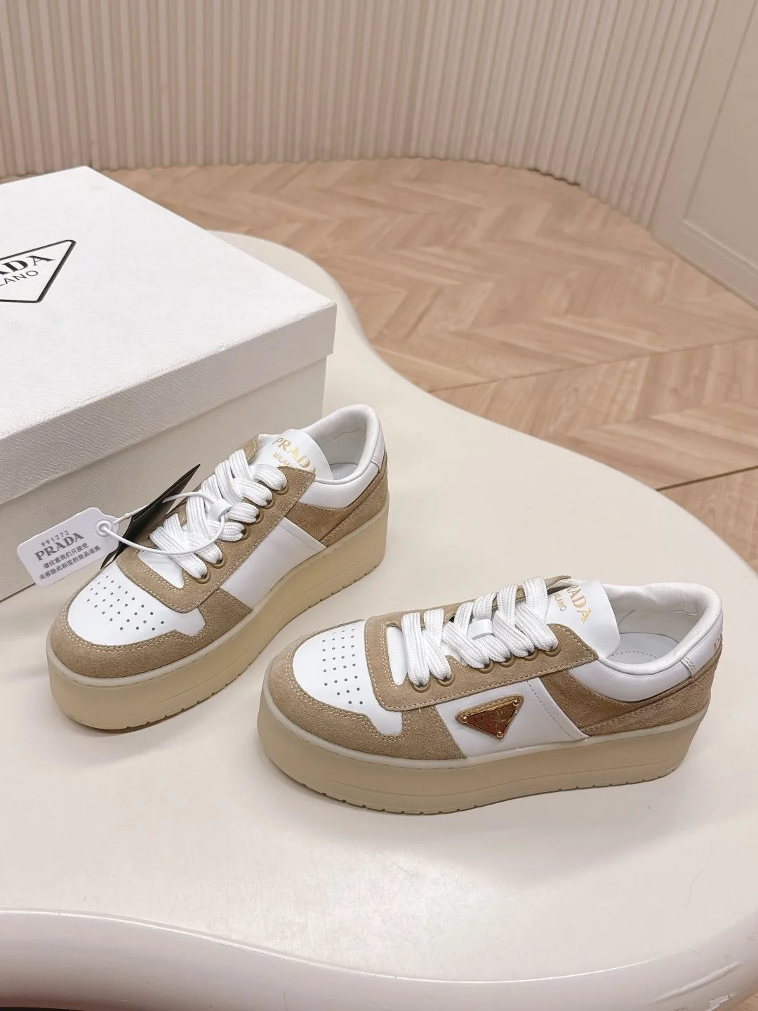 DailyWear Prada Low Shoes 34130