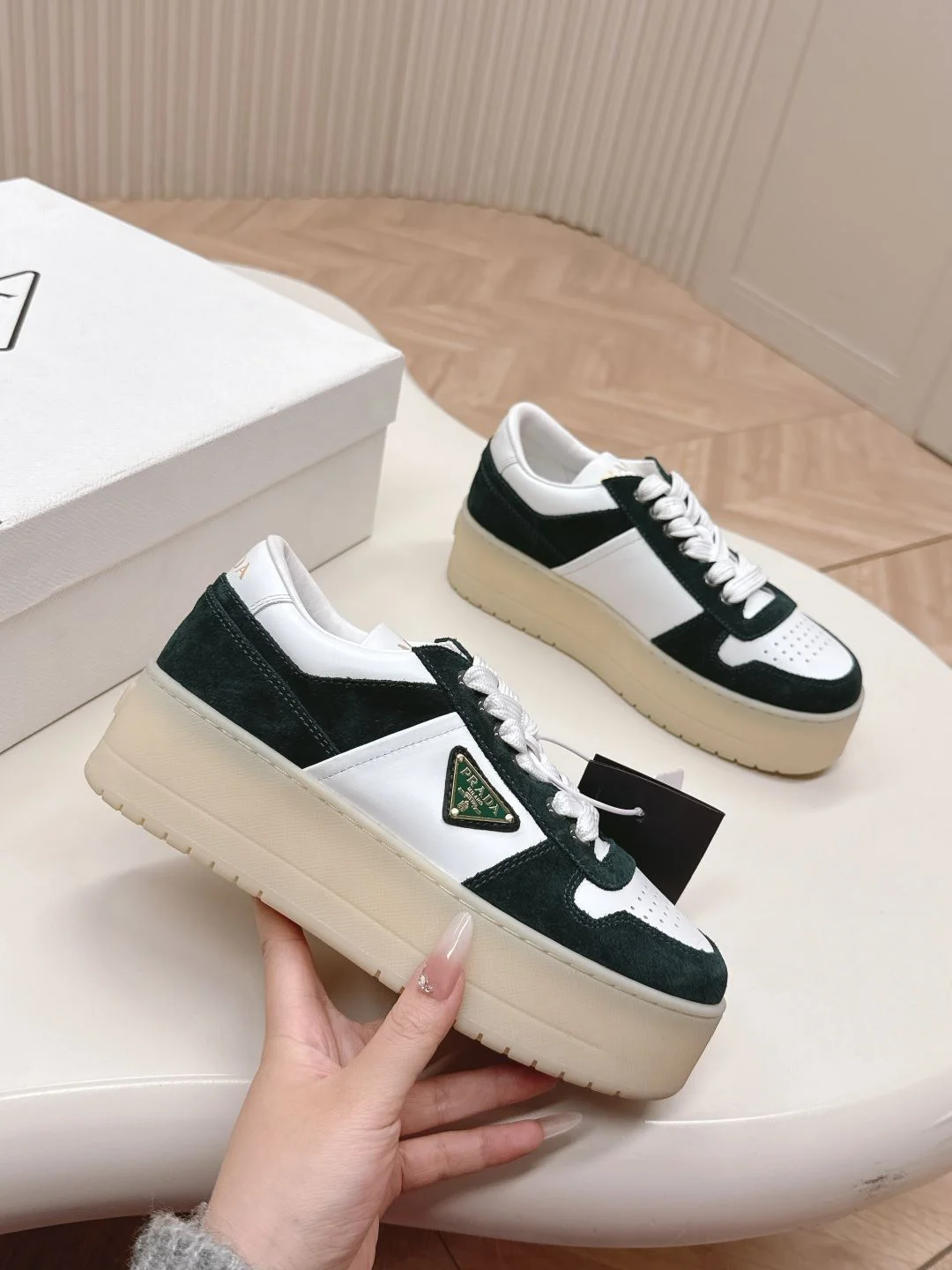 Prada Low Shoes Attractive 34125