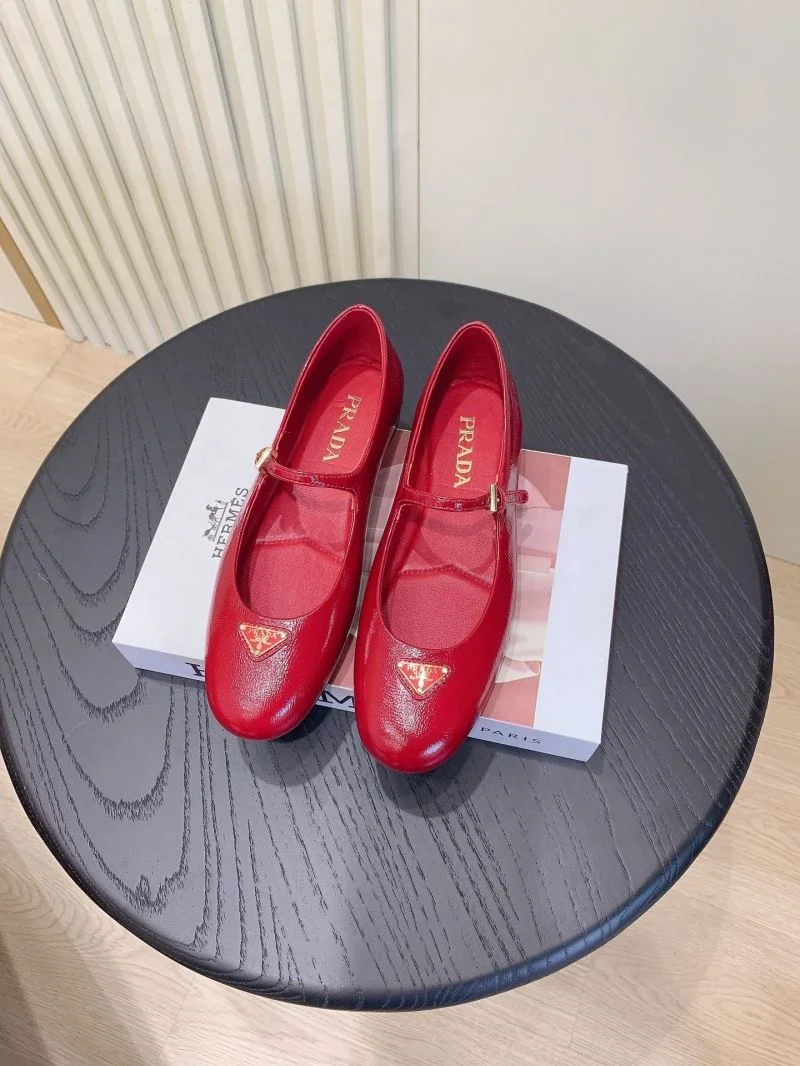 Prada Low Shoes Seasonal 34120