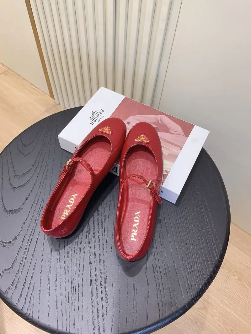 Prada Low Shoes Seasonal 34120