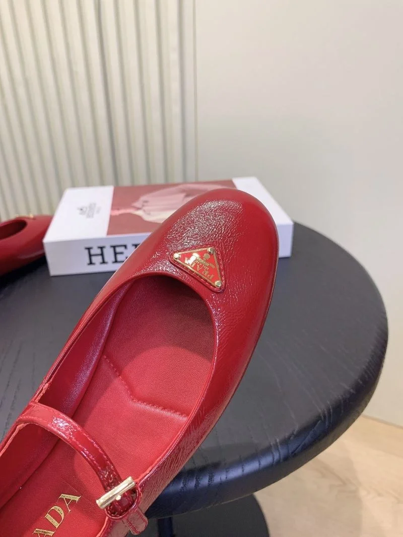 Prada Low Shoes Seasonal 34120