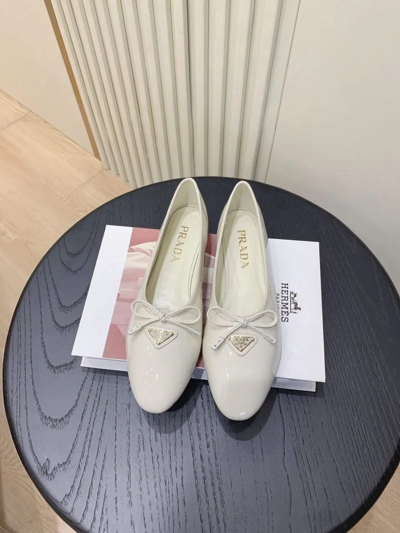 Prada Low Shoes Chic 34119