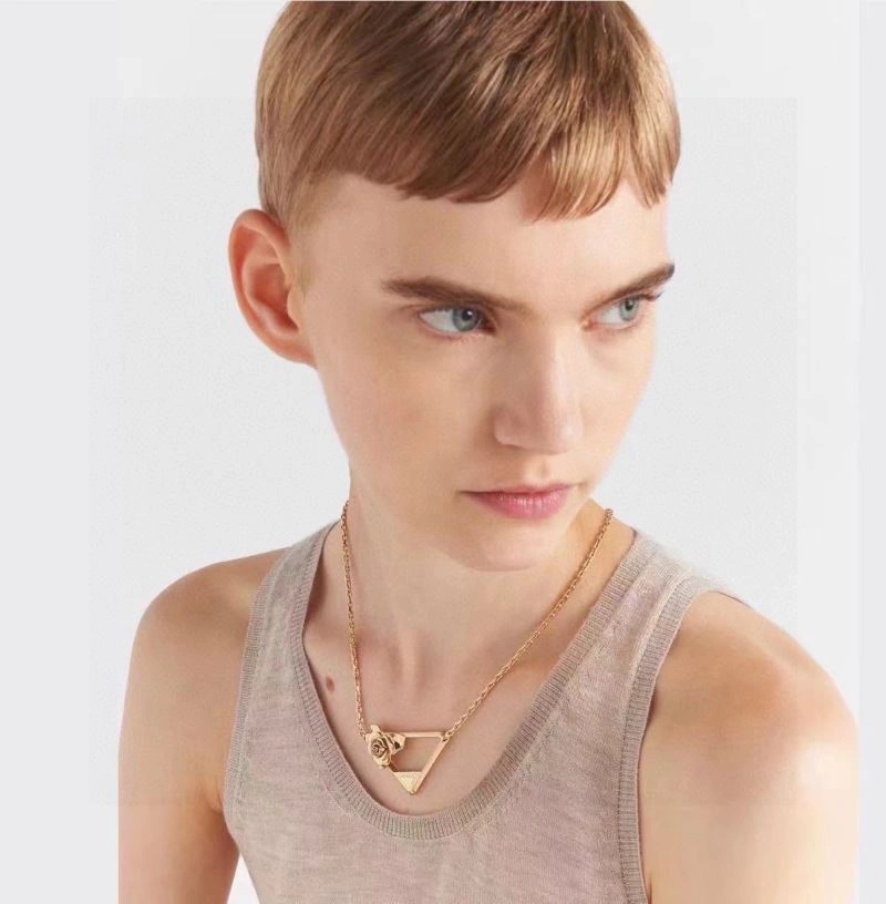 Trendsetting Prada Necklaces 211743