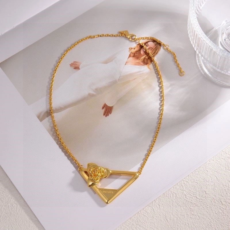 Resilient Prada Necklaces 210433