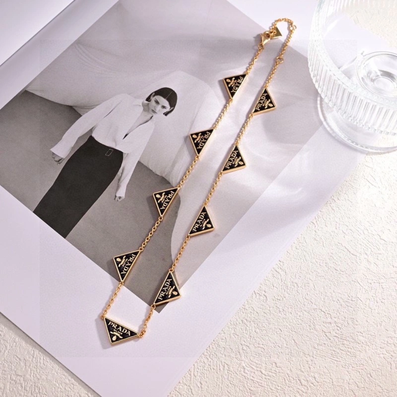 Durable Prada Necklaces 207787