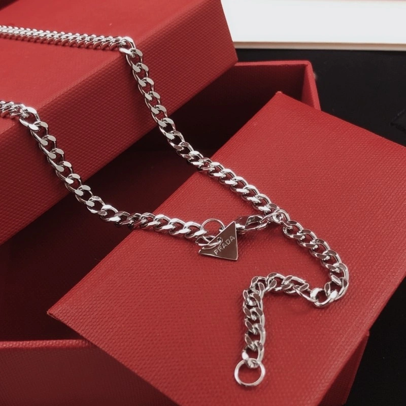 Prada Necklaces EyeCatching 207788