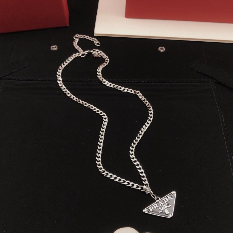 Prada Necklaces EyeCatching 207788