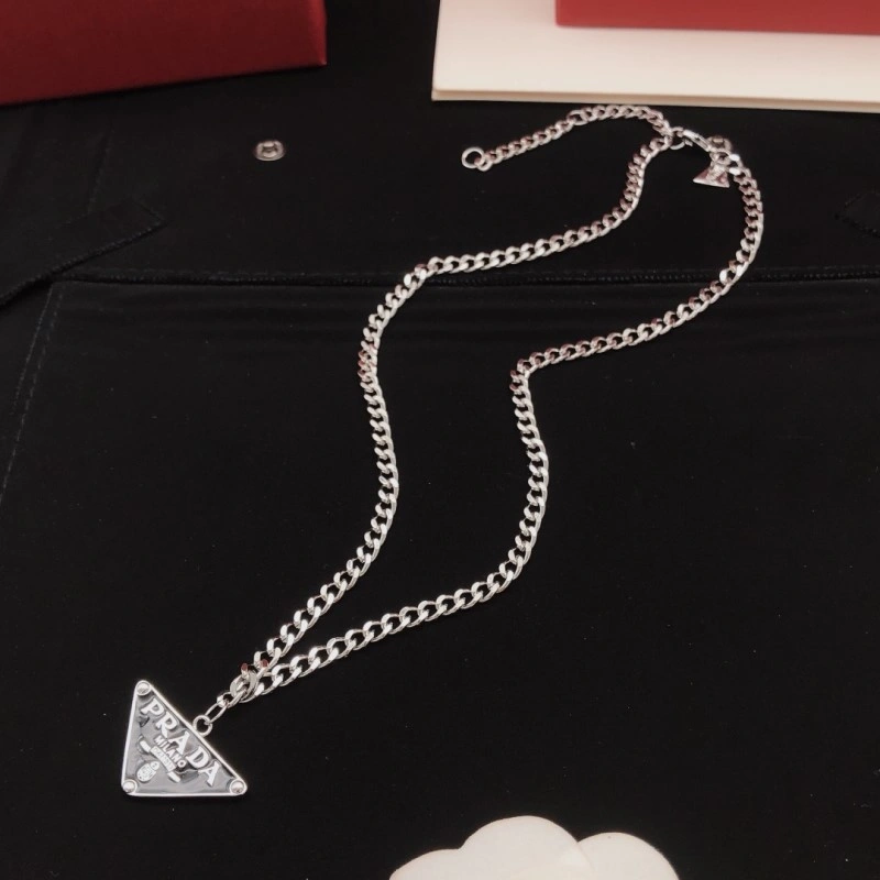 Prada Necklaces EyeCatching 207788
