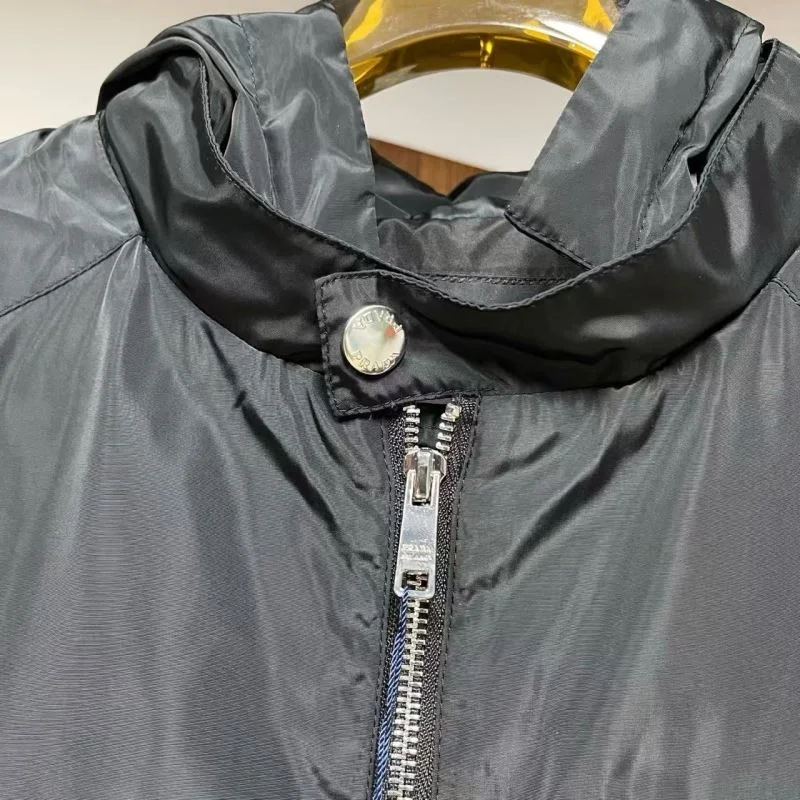 Unique Prada Outwear 166812