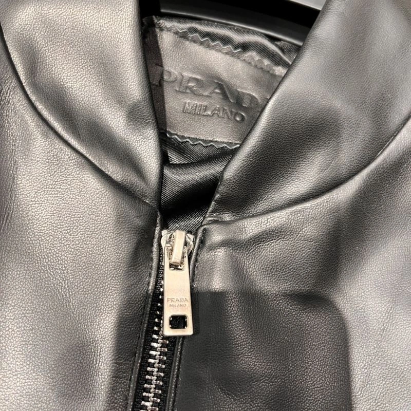 Prada Outwear WellDesigned 171437